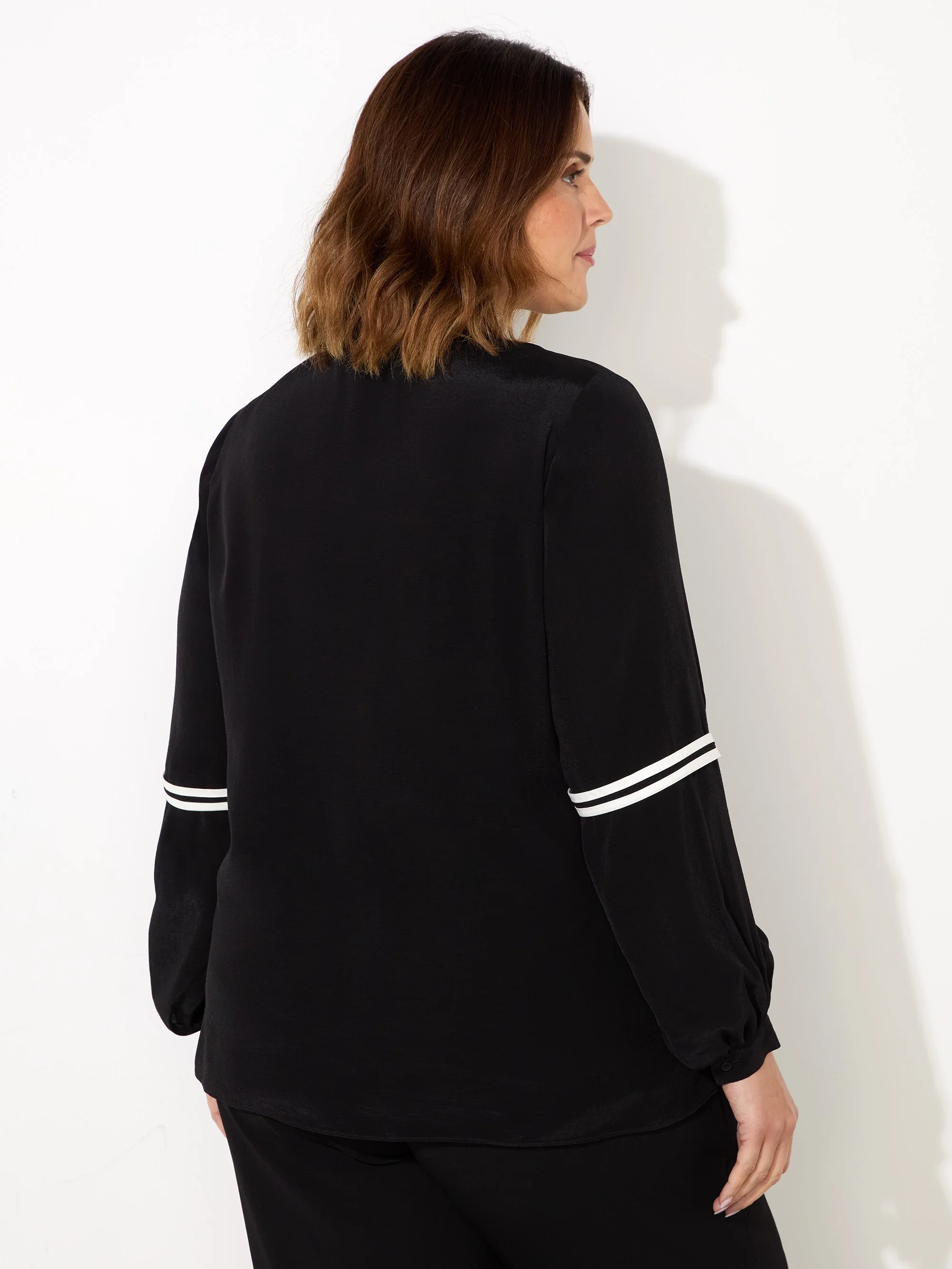 Black And White Contrast Seam Blouse - Image 6