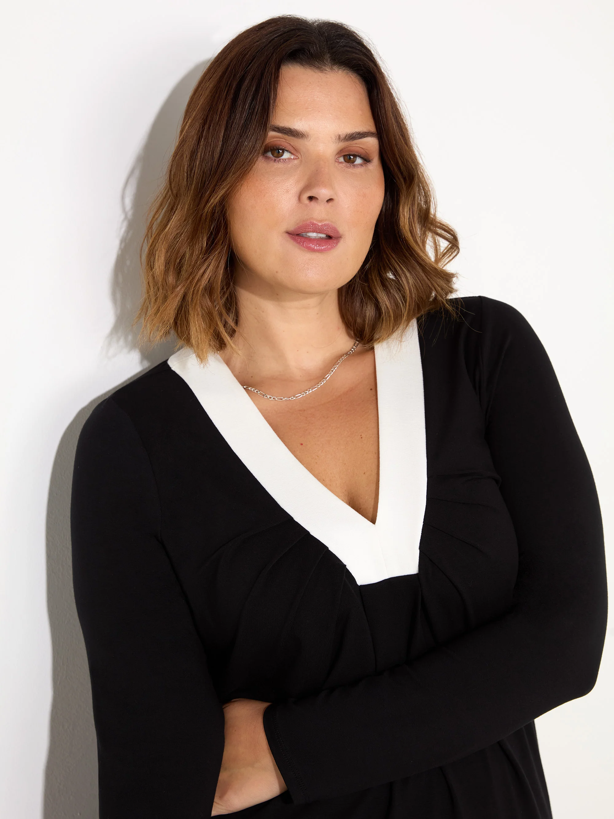Black And White V-Neck Jersey Top - Image 3
