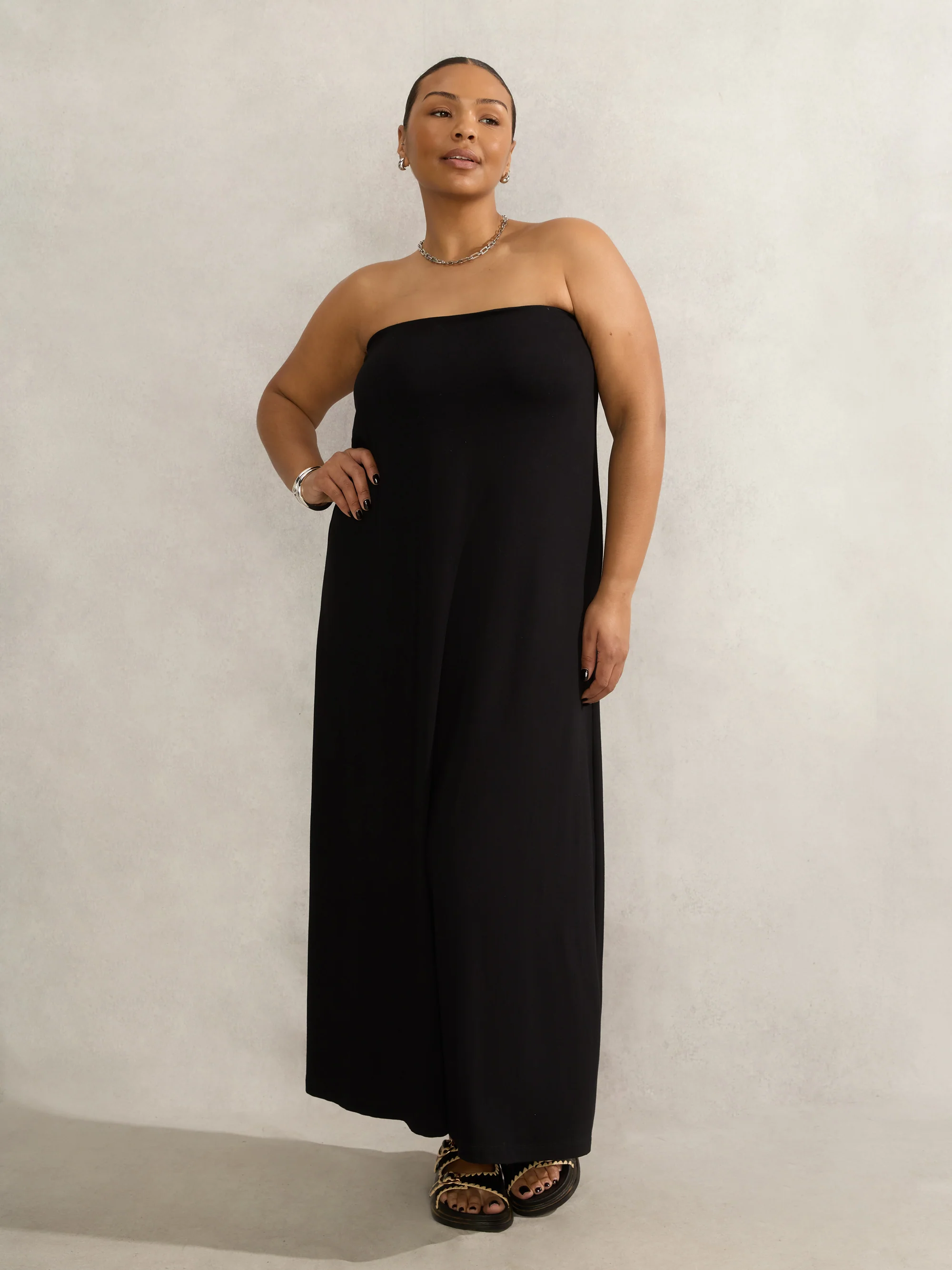 Black Bandeau Jersey Maxi Dress - Image 4