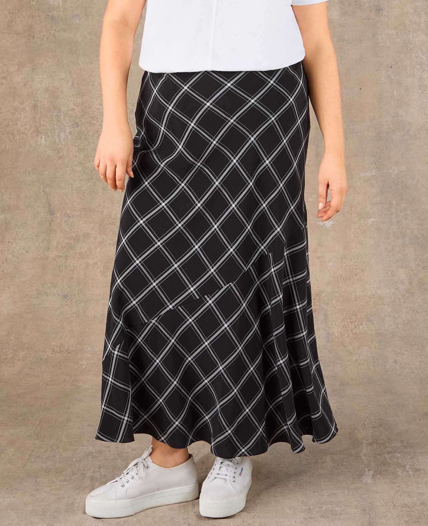 Black Check Bias Cut Flared Midaxi Skirt - Image 3