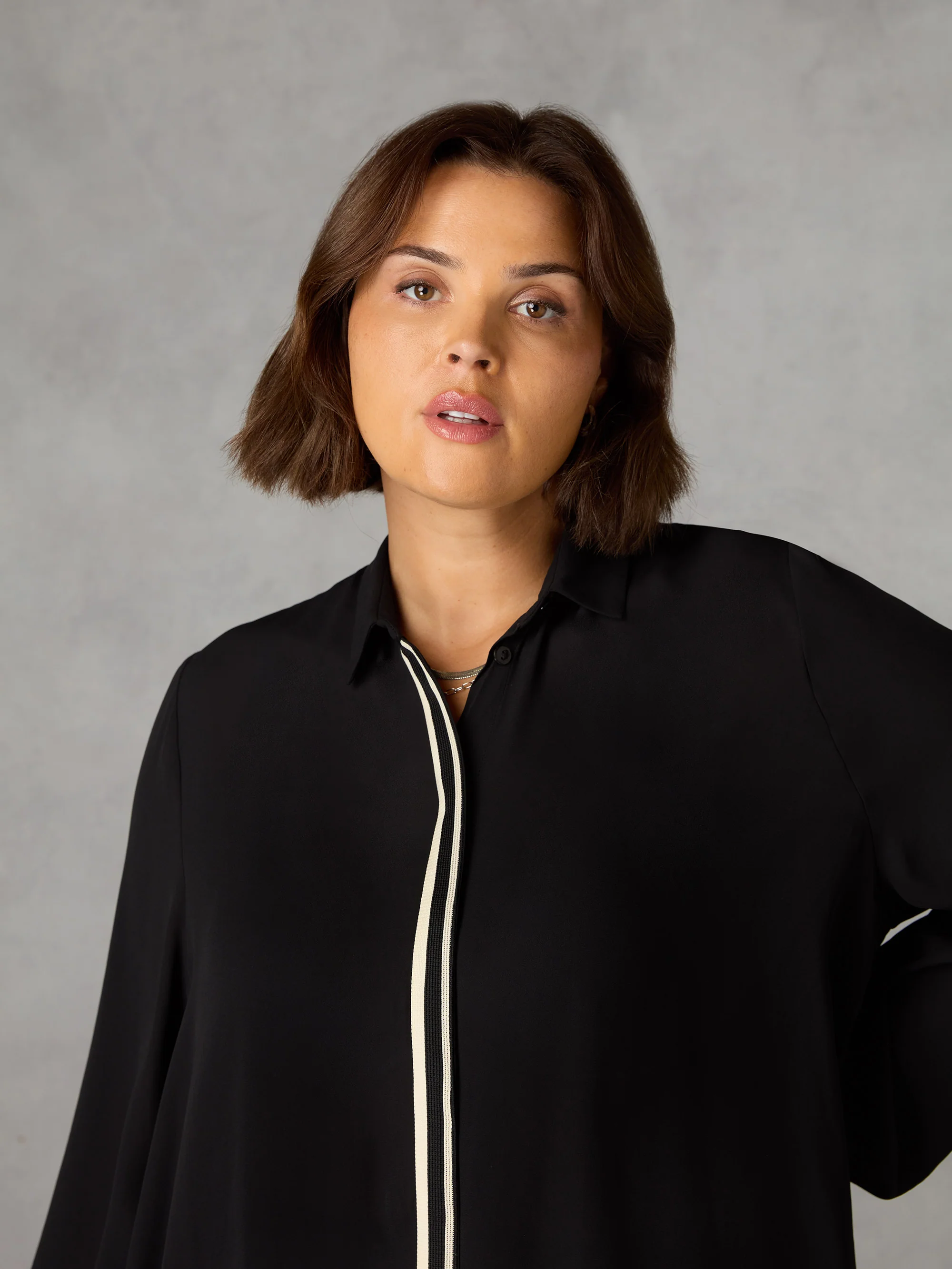 Black Chiffon Trim Front Longline Shirt - Image 3
