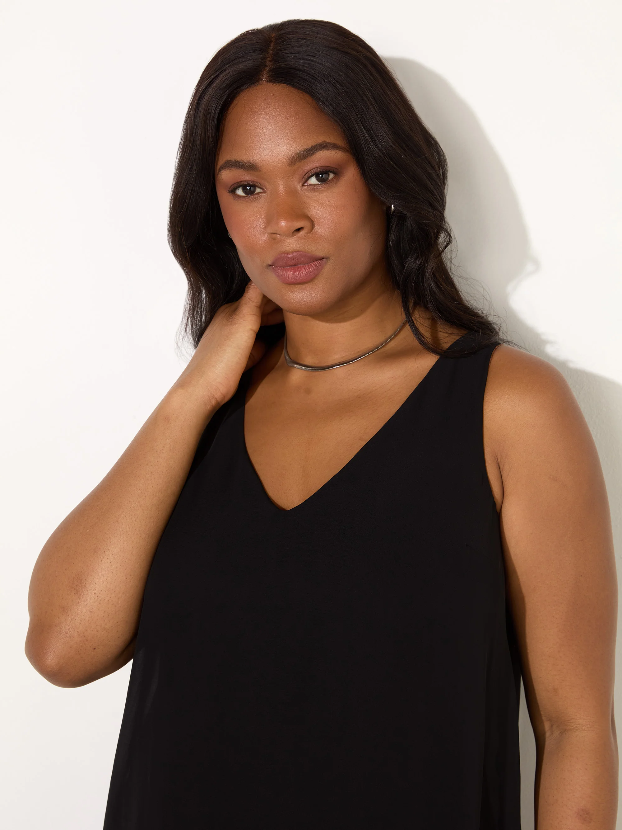 Black Chiffon V Neck Swing Vest - Image 3