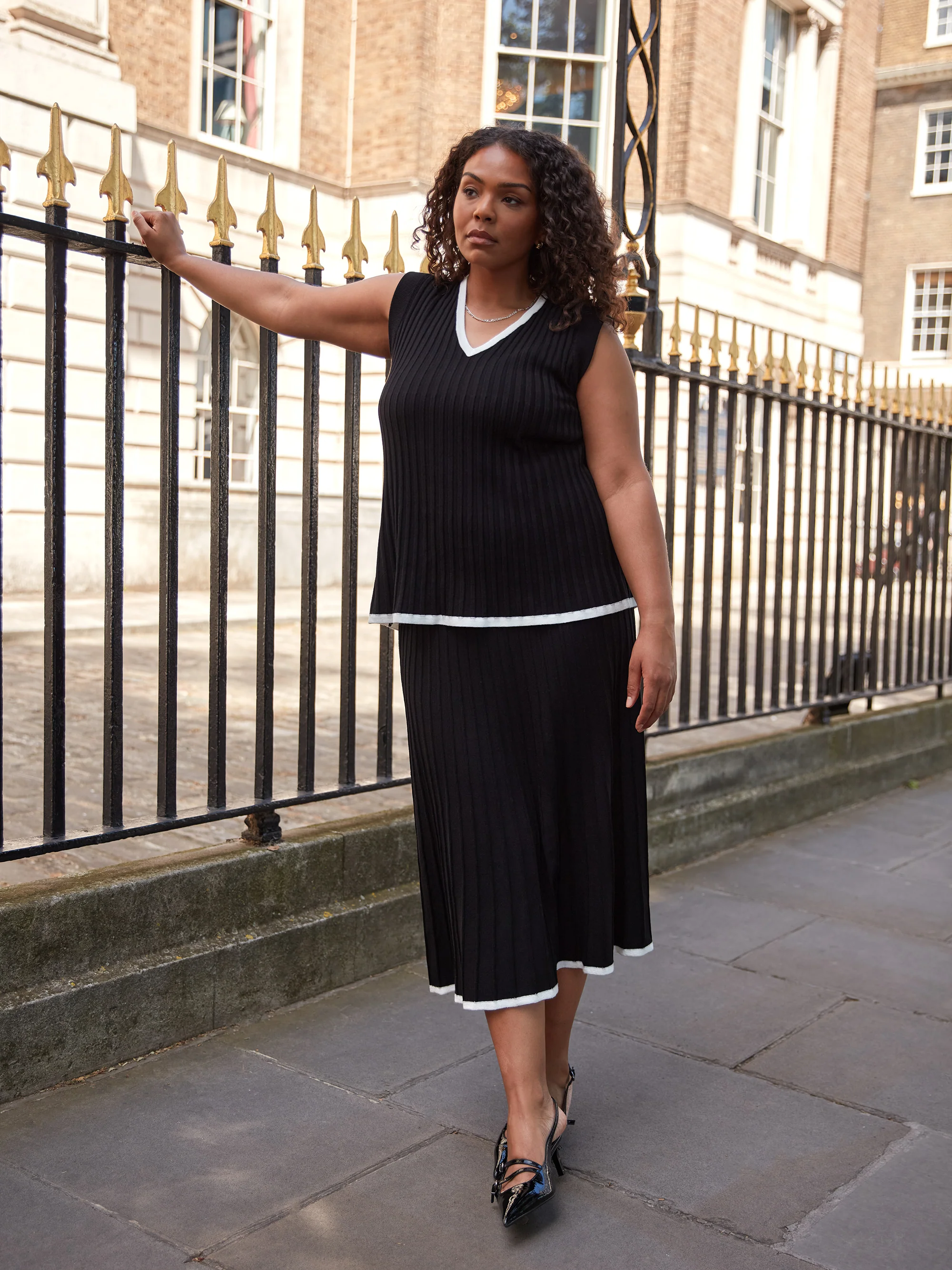 Black Contrast Tipping Knitted Top - Image 2