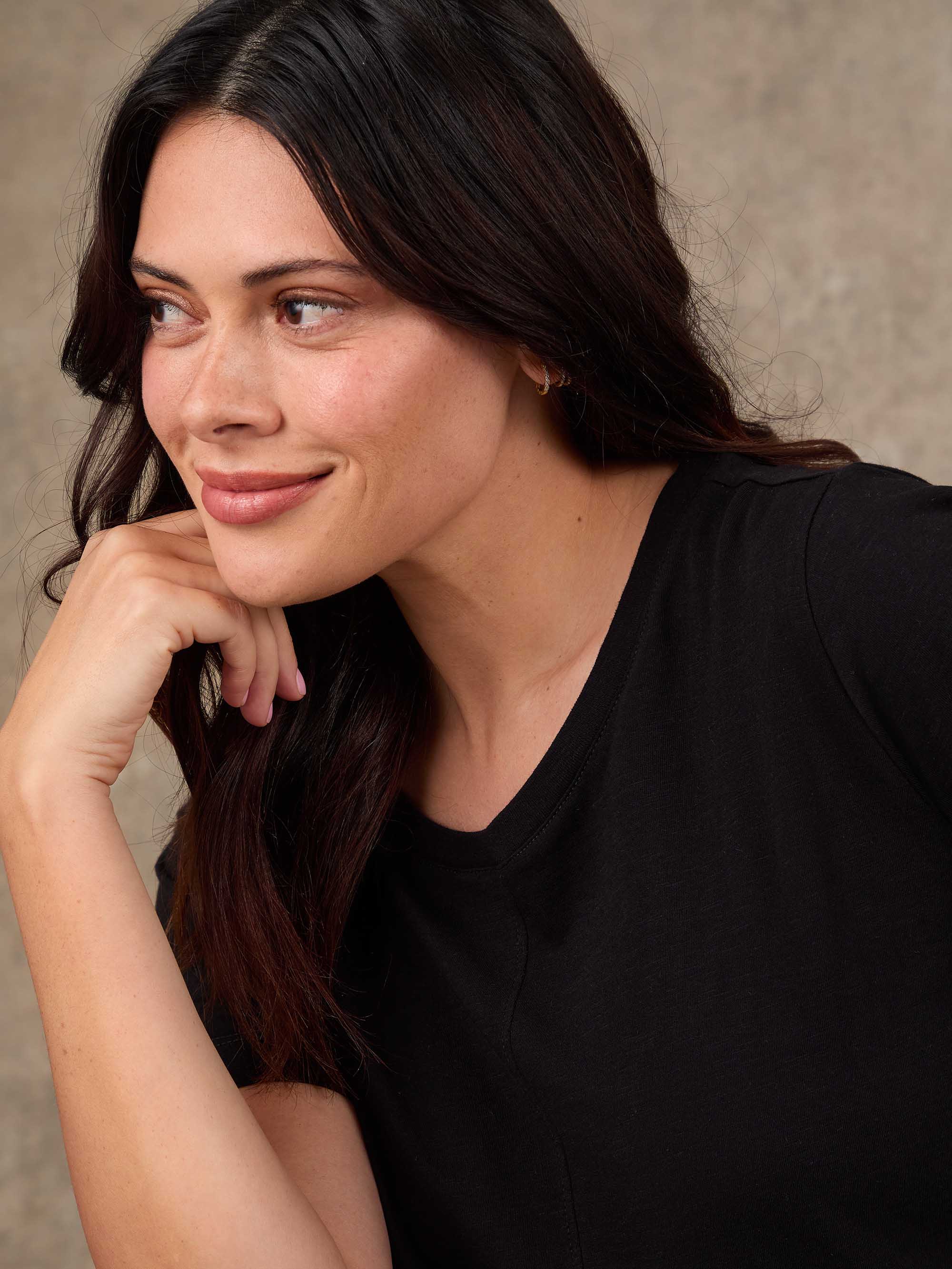 Black Cotton Slub Round Neck Seam Detail T-Shirt - Image 2