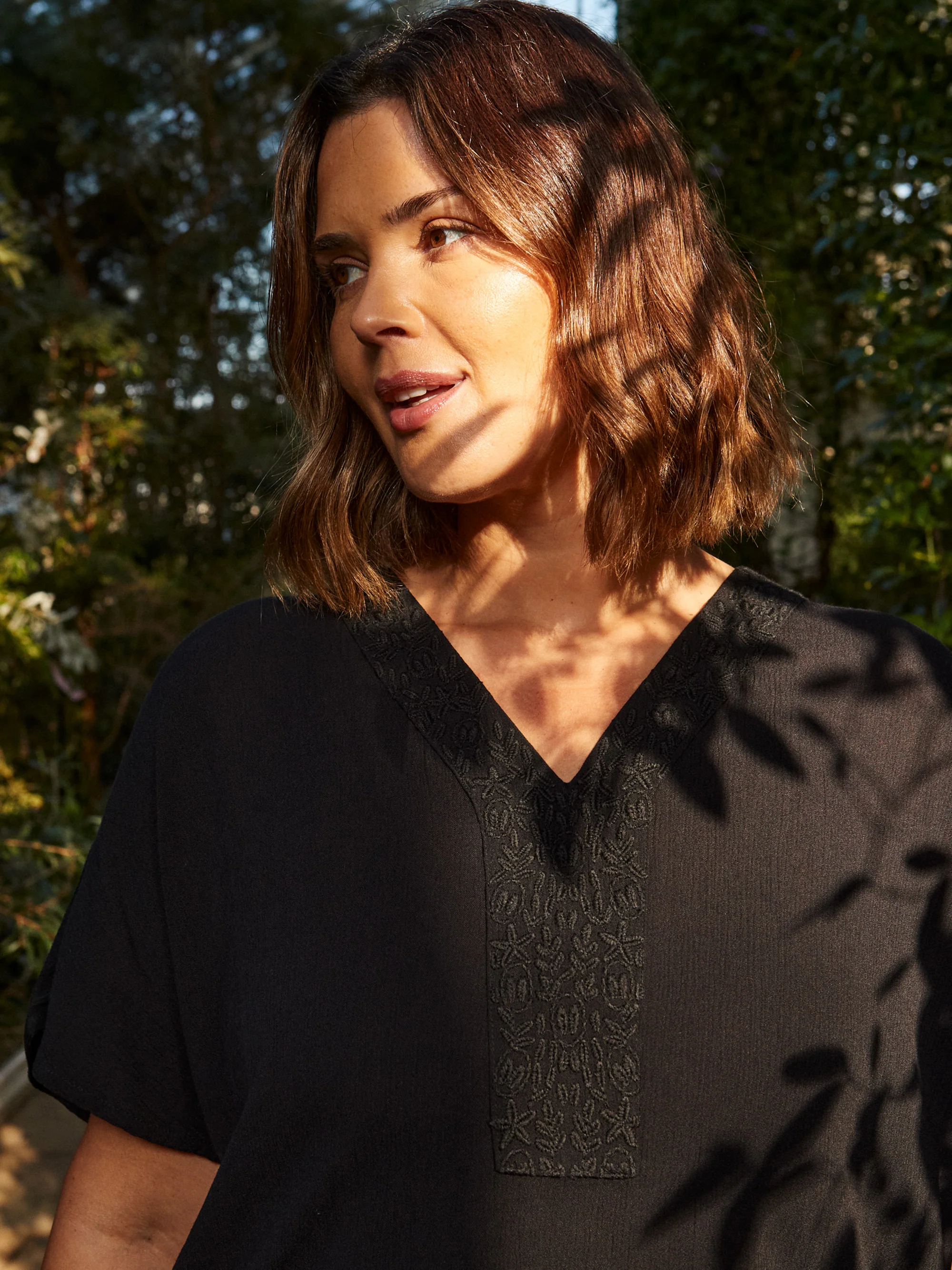 Black Embroidered Crinkle Kaftan - Image 3