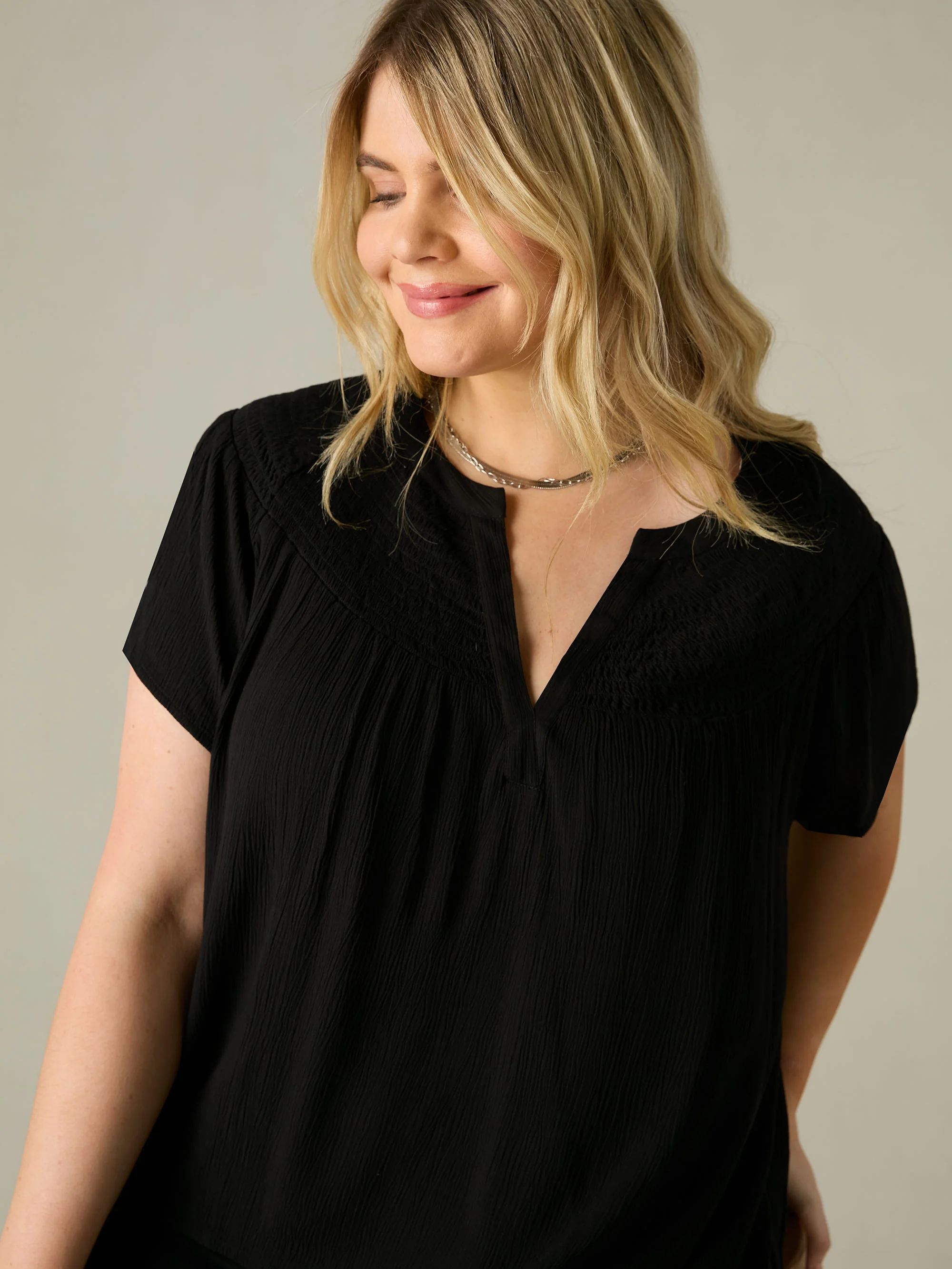 Black Crinkle Shirred Shoulder Top - Image 3
