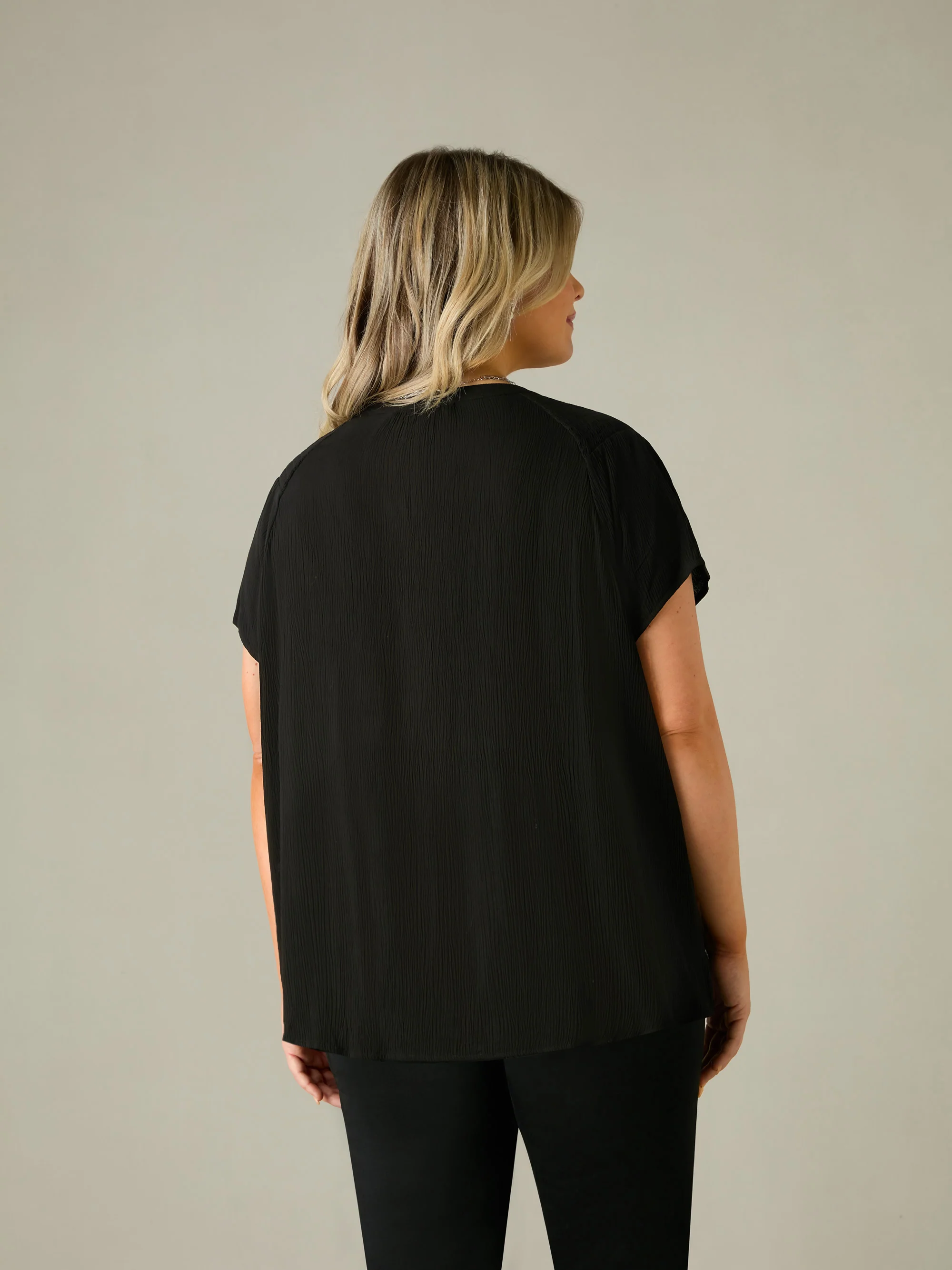 Black Crinkle Shirred Shoulder Top - Image 4