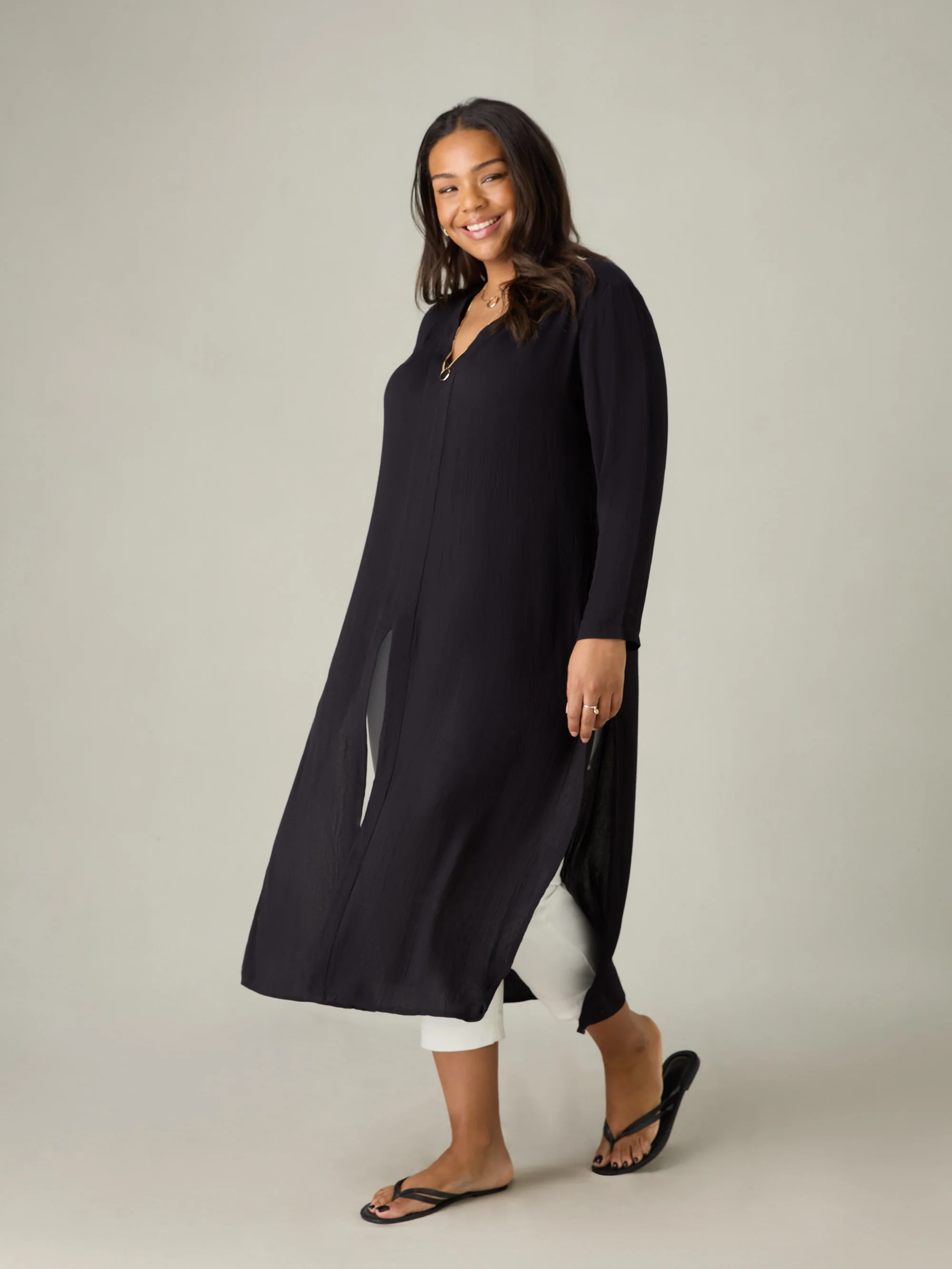 Black Crinkle Split Front Longline Tunic - Image 2