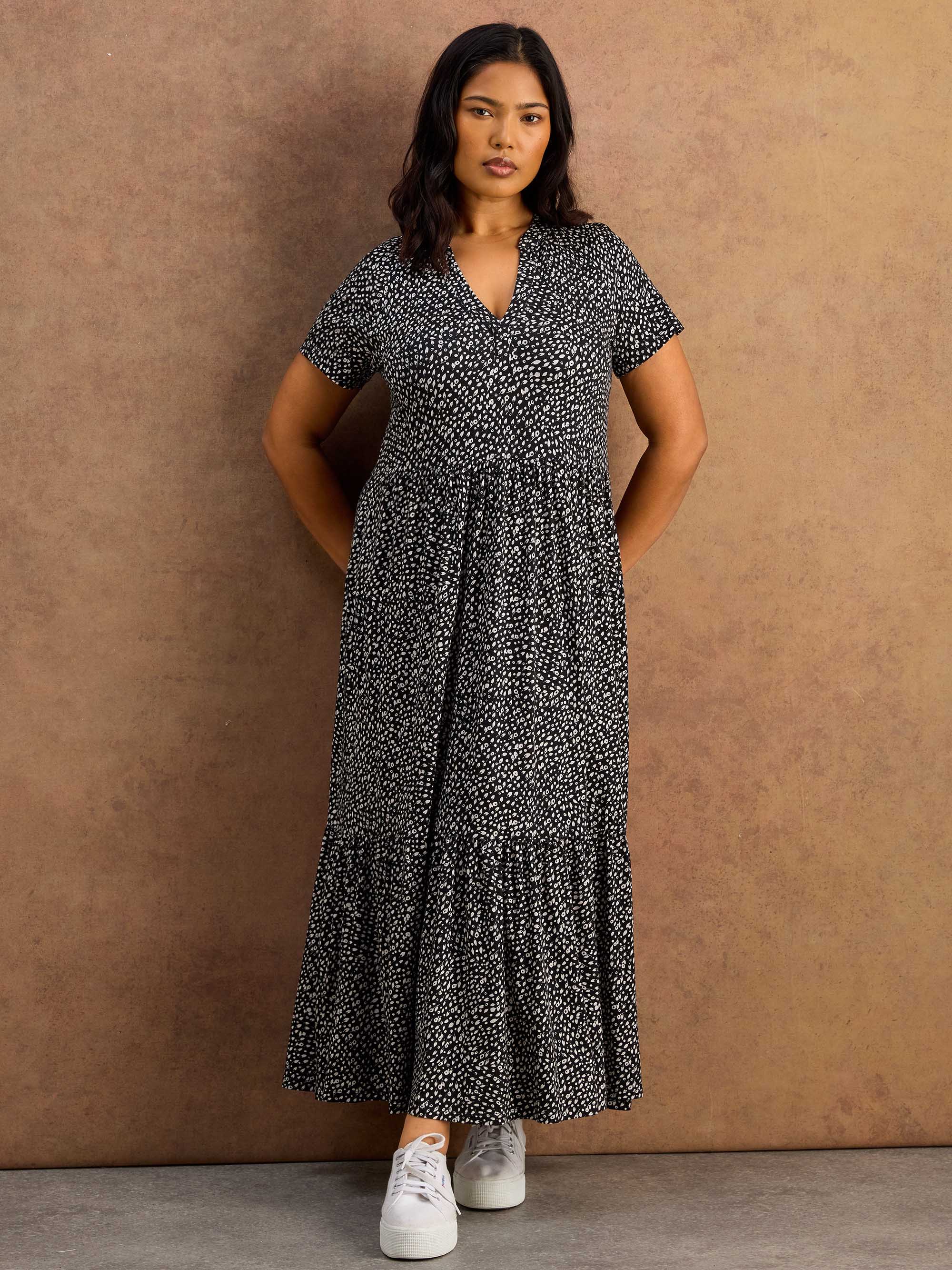 Black Ditsy Print Nehru Collar Tiered Maxi Dress - Image 5