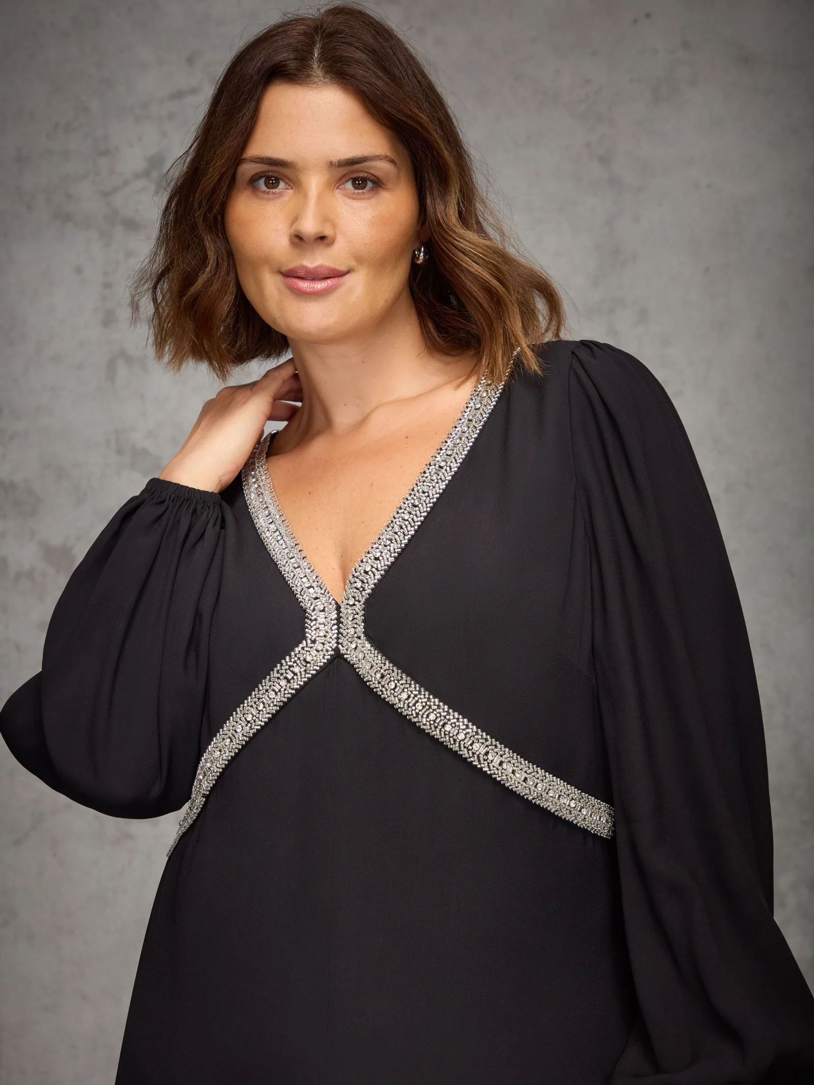 Black Embellished Trim Midaxi Dress - Image 3