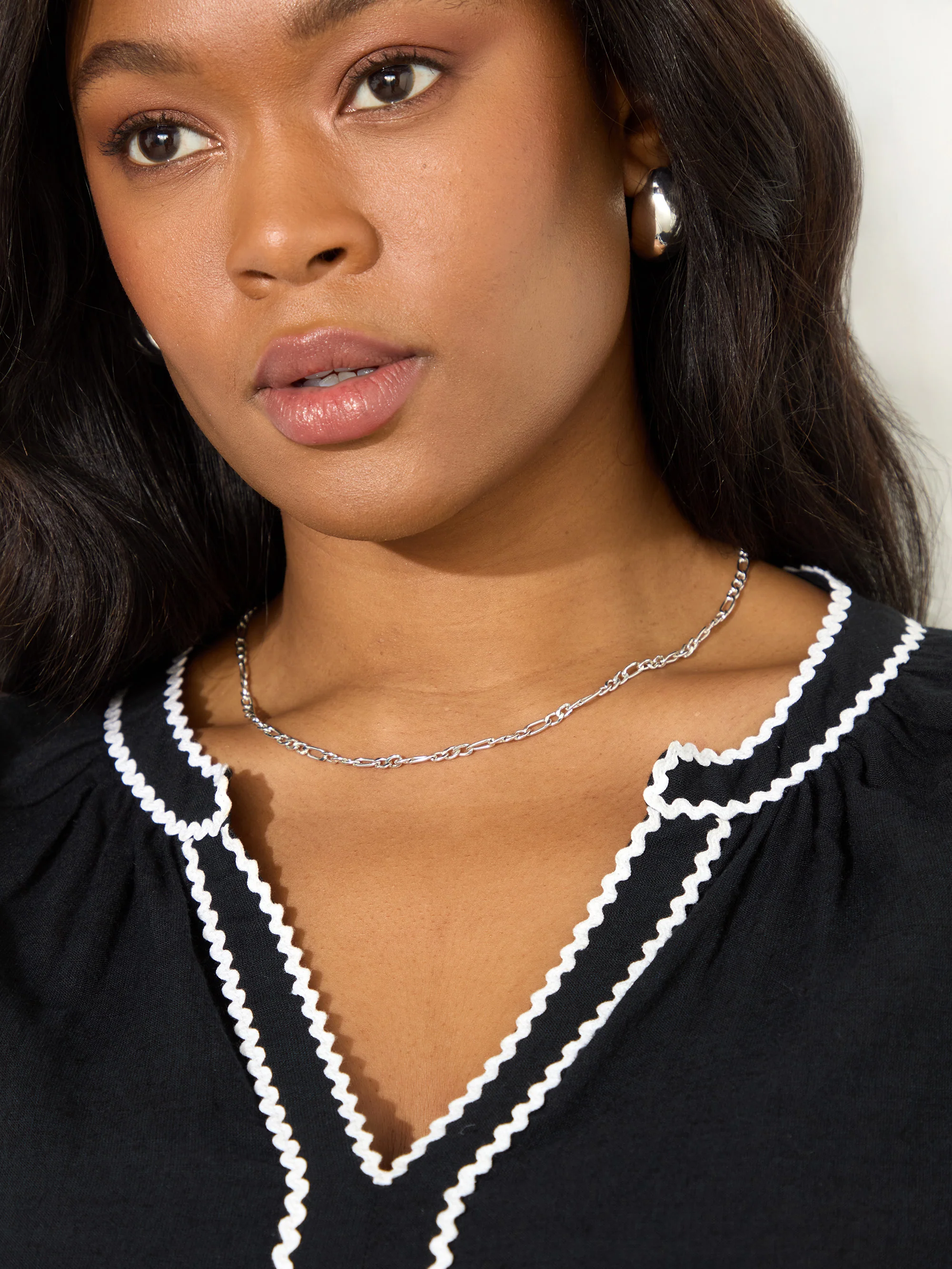 Black Embroidered Relaxed Blouse - Image 3