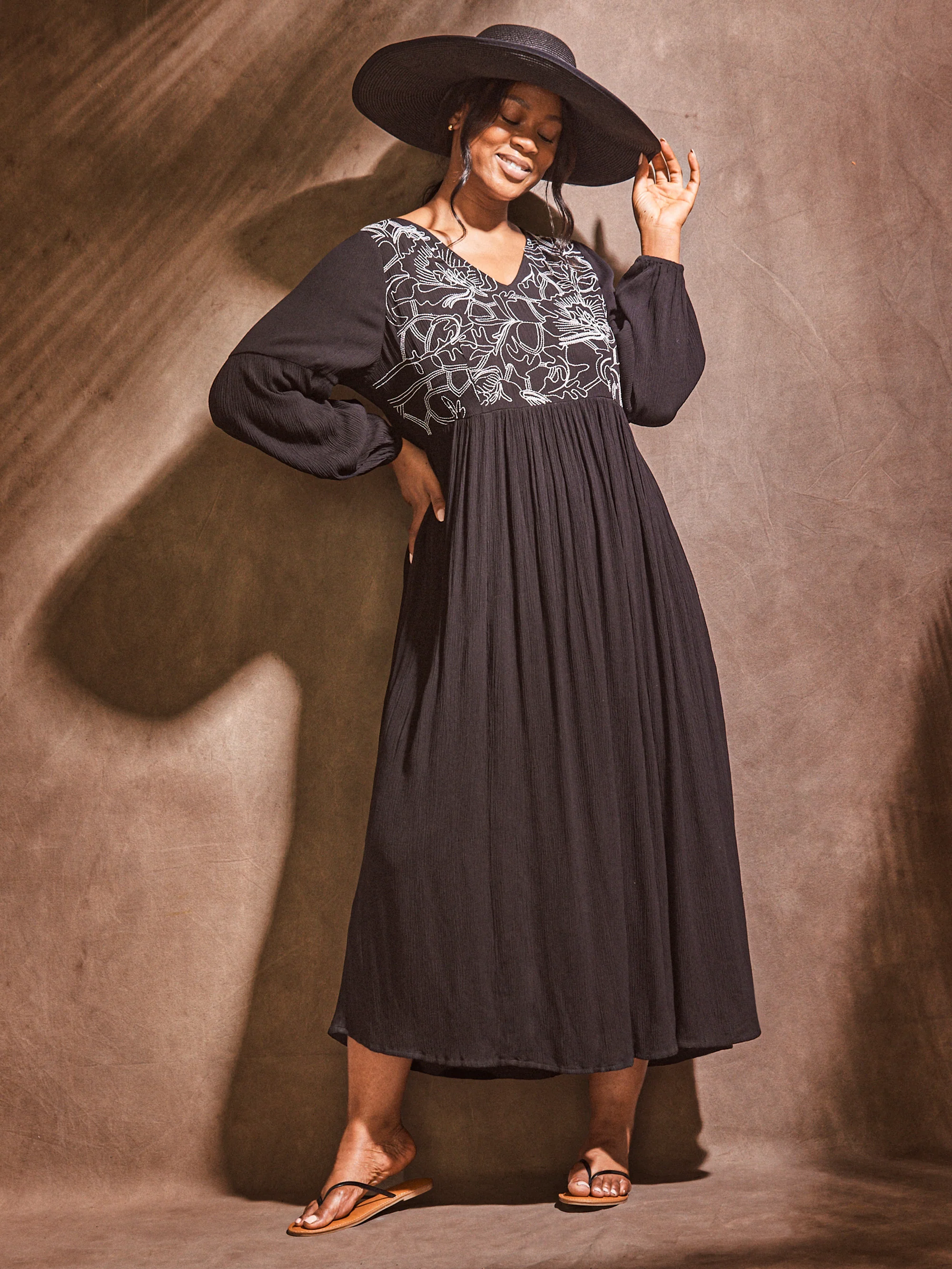 Black Embroidered Viscose Crinkle Dress - Image 3