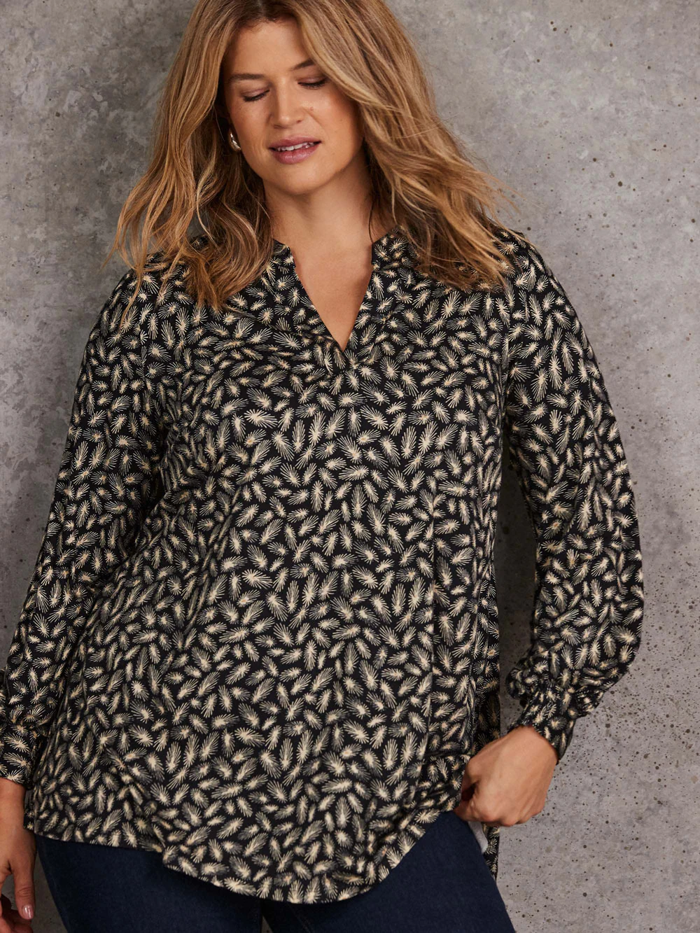 Black Feather Print Nehru Collar Tunic - Image 2