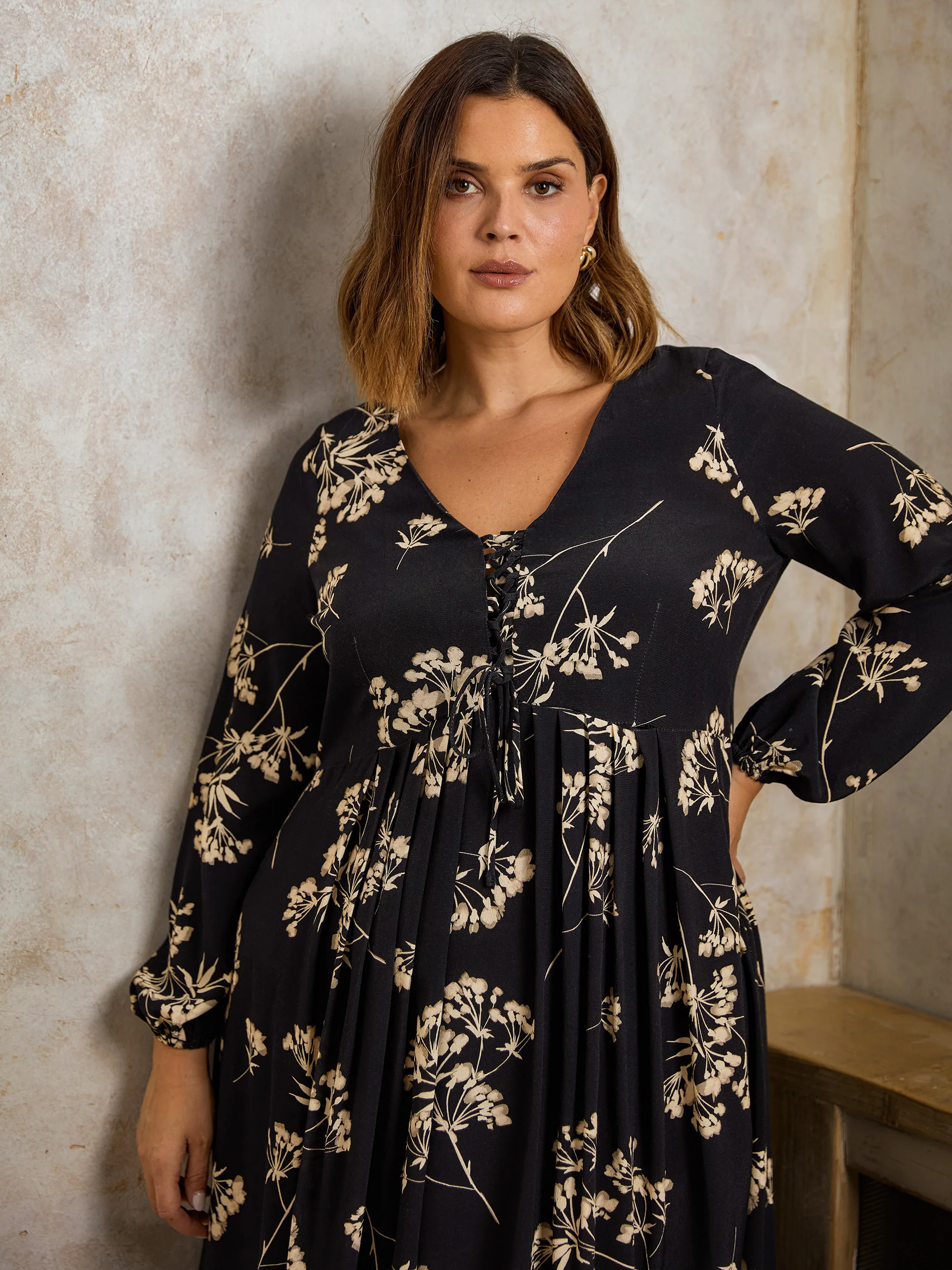 Black Floral Tie Front Midi Dress - Image 11