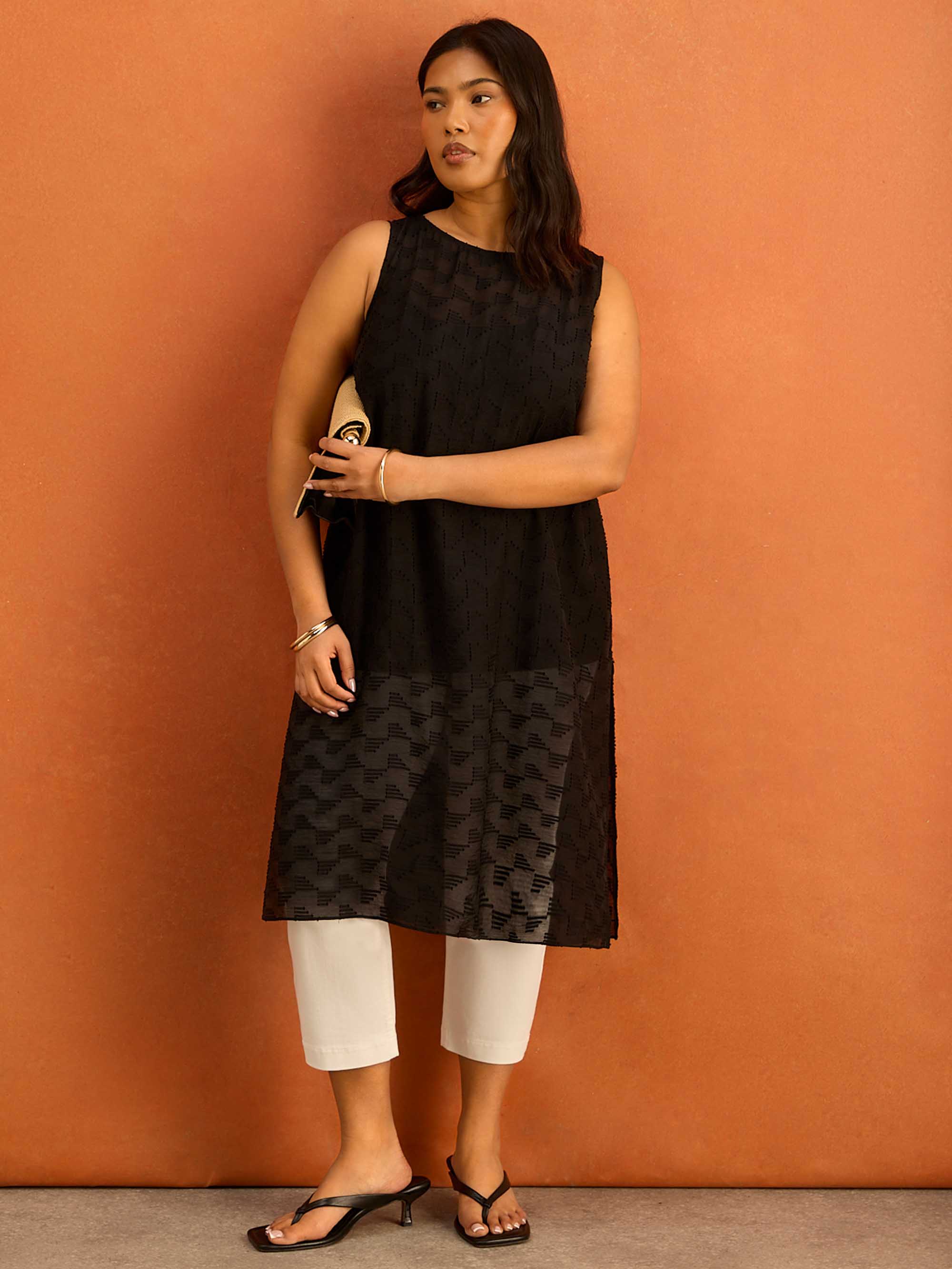 Black Geo Jacquard Side Split Tunic - Image 4