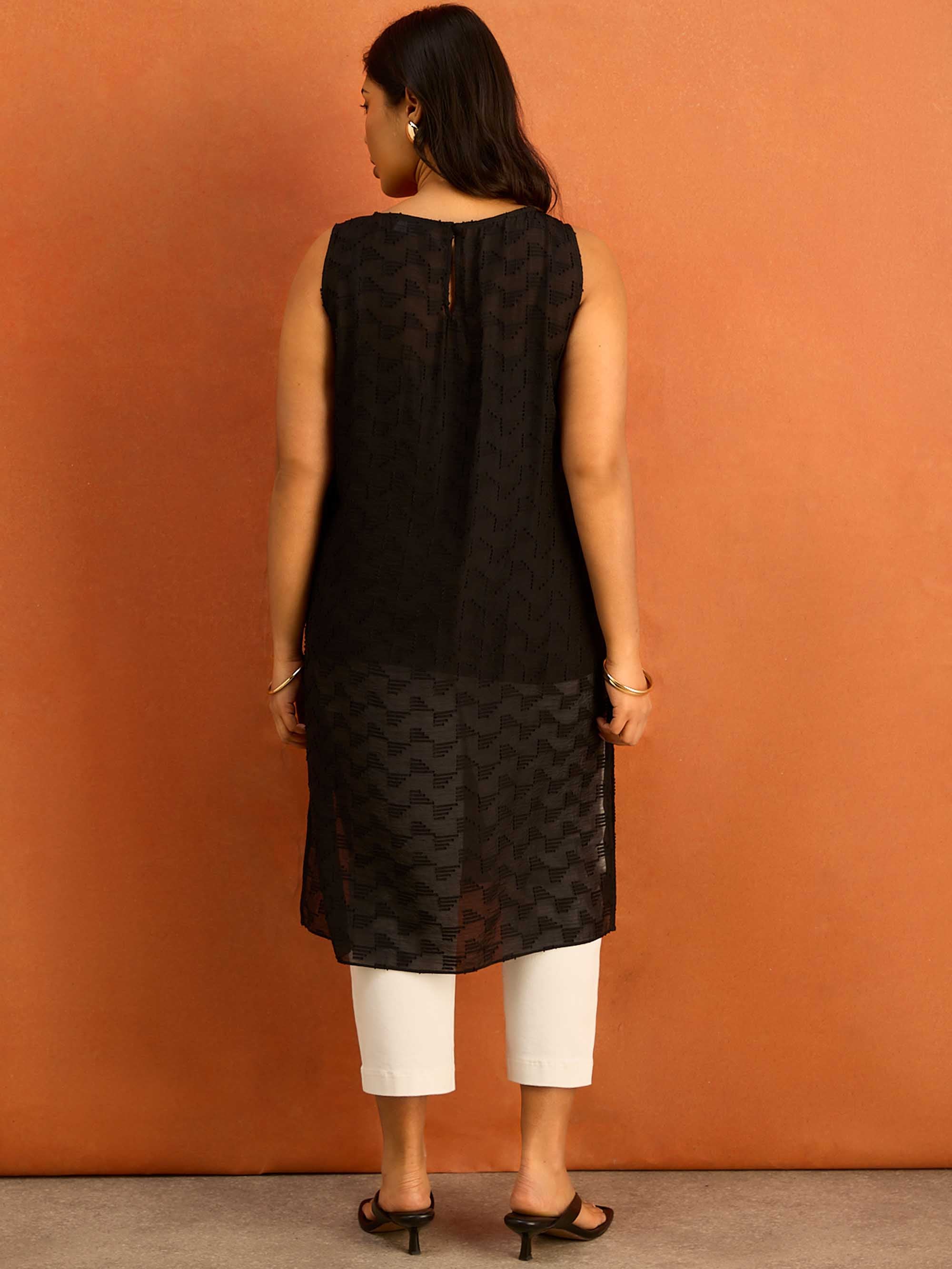 Black Geo Jacquard Side Split Tunic - Image 5