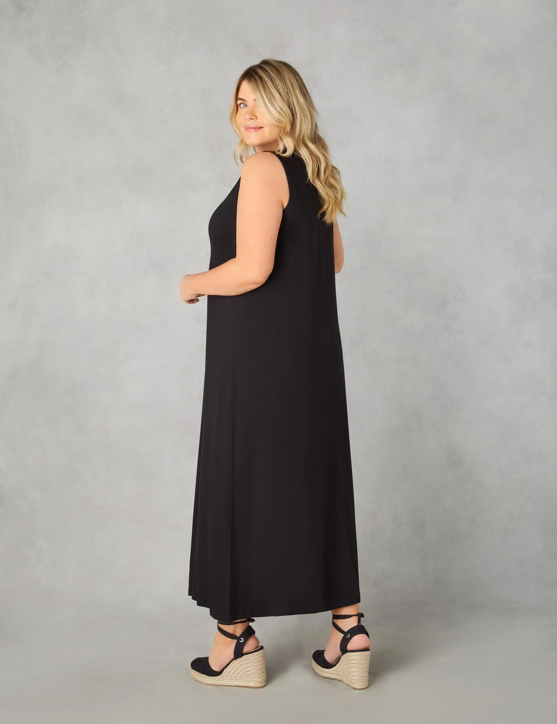 Black Jersey Relaxed Midaxi Dress - Image 3