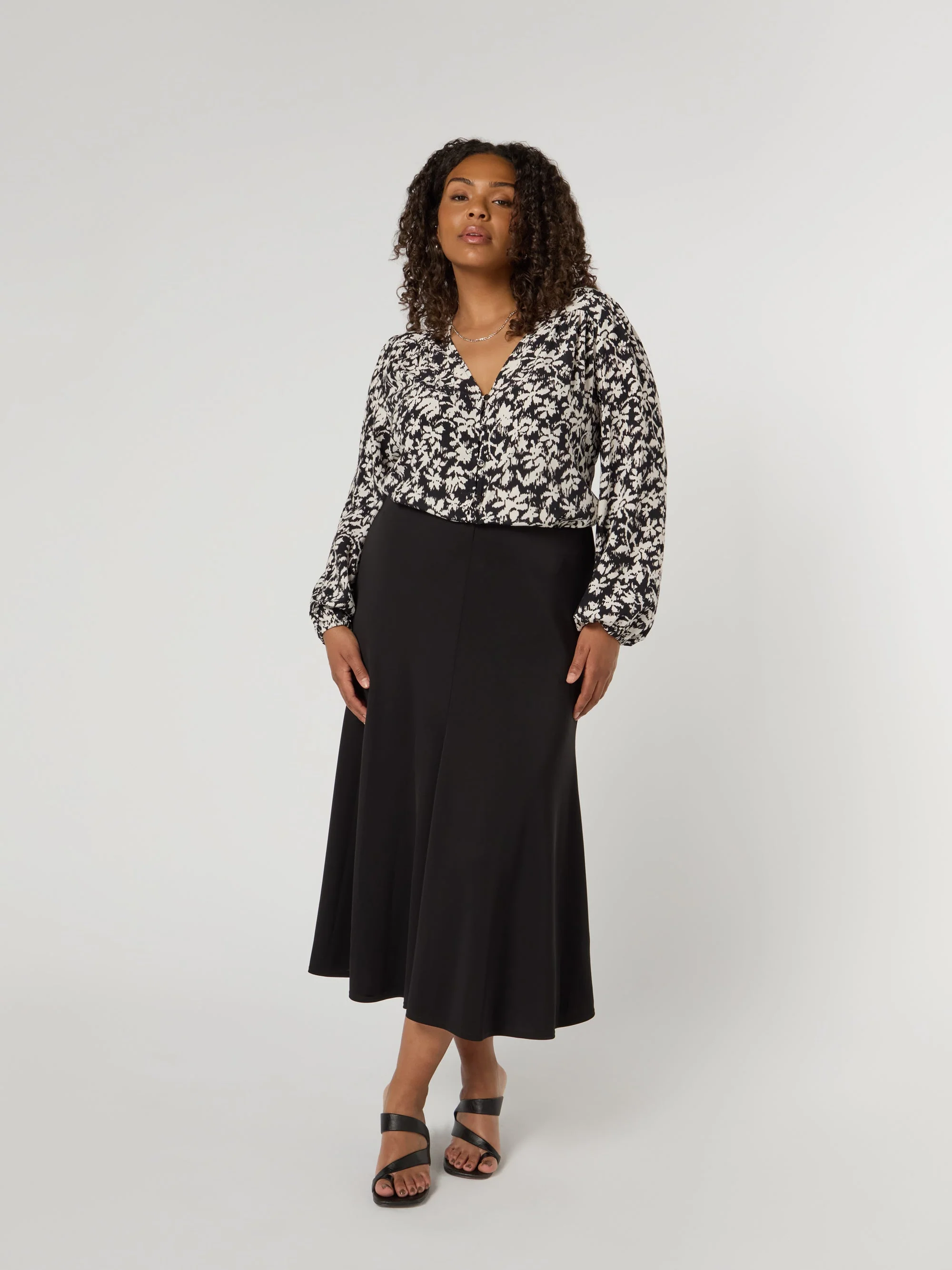 Black Jersey Seamed Maxi Skirt - Image 4