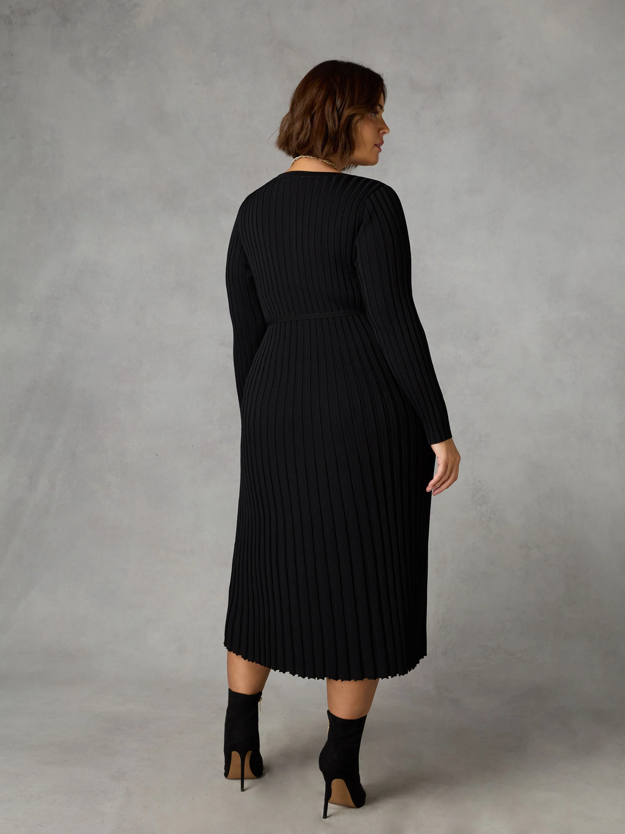 Black Knitted Rib Dress - Image 4