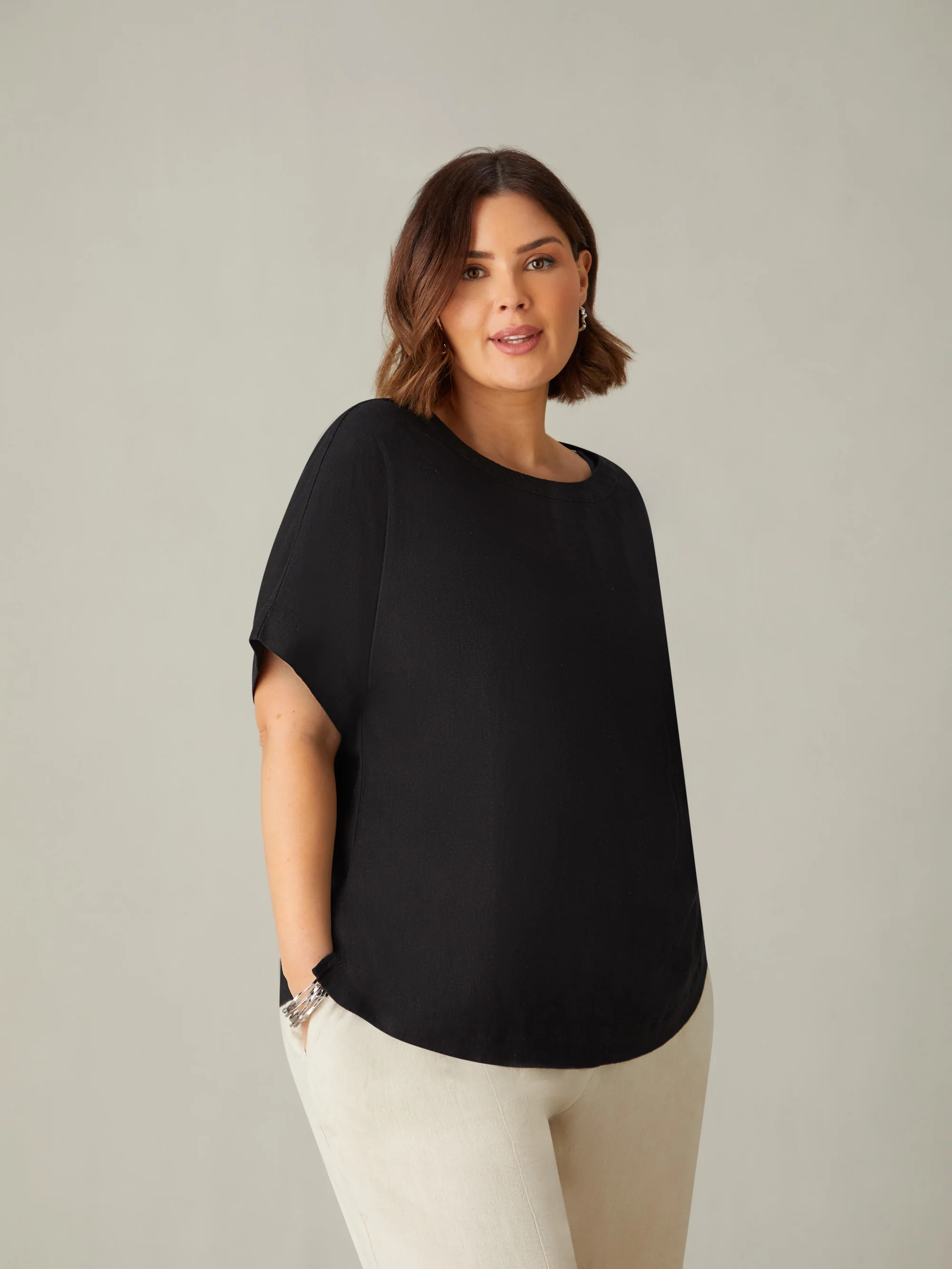Black Linen Blend Round Neck Top - Image 3