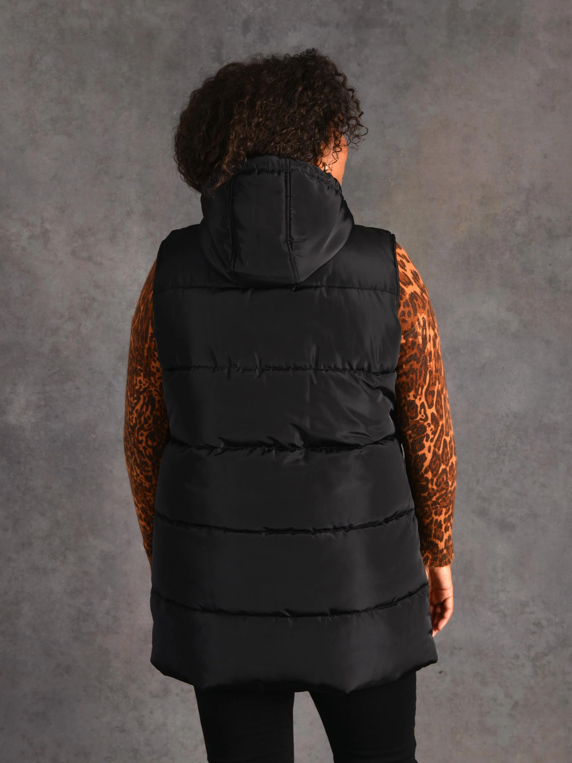 Black Longline Padded Gilet - Image 5