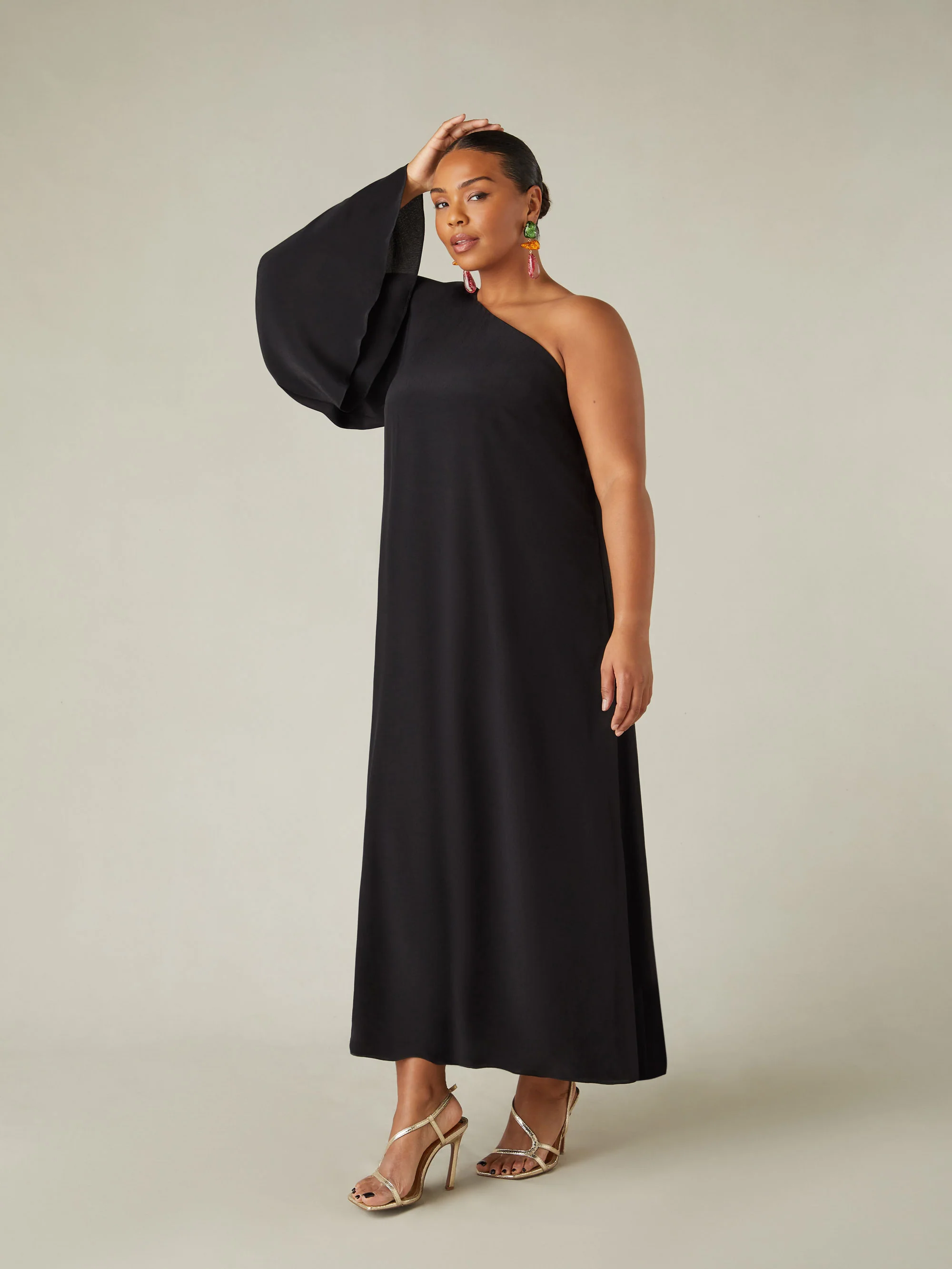 Black One Shoulder Maxi Dress - Image 4
