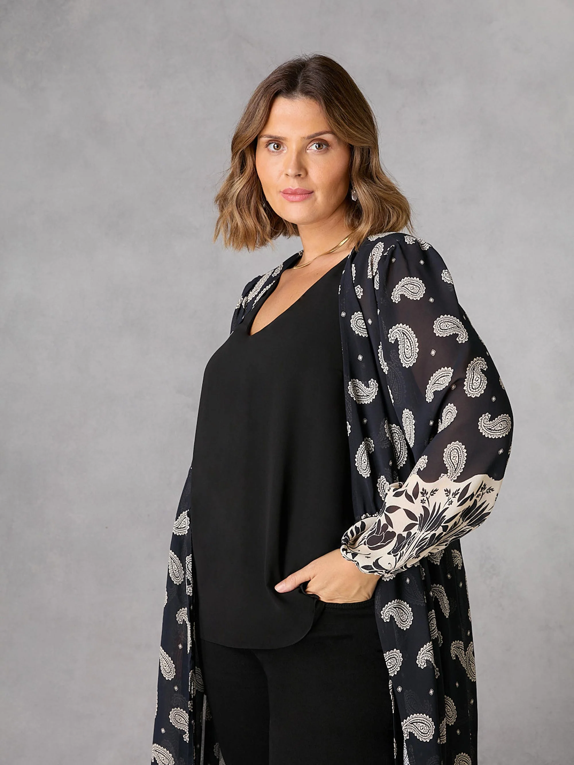 Black Paisley Print Longline Kimono - Image 4