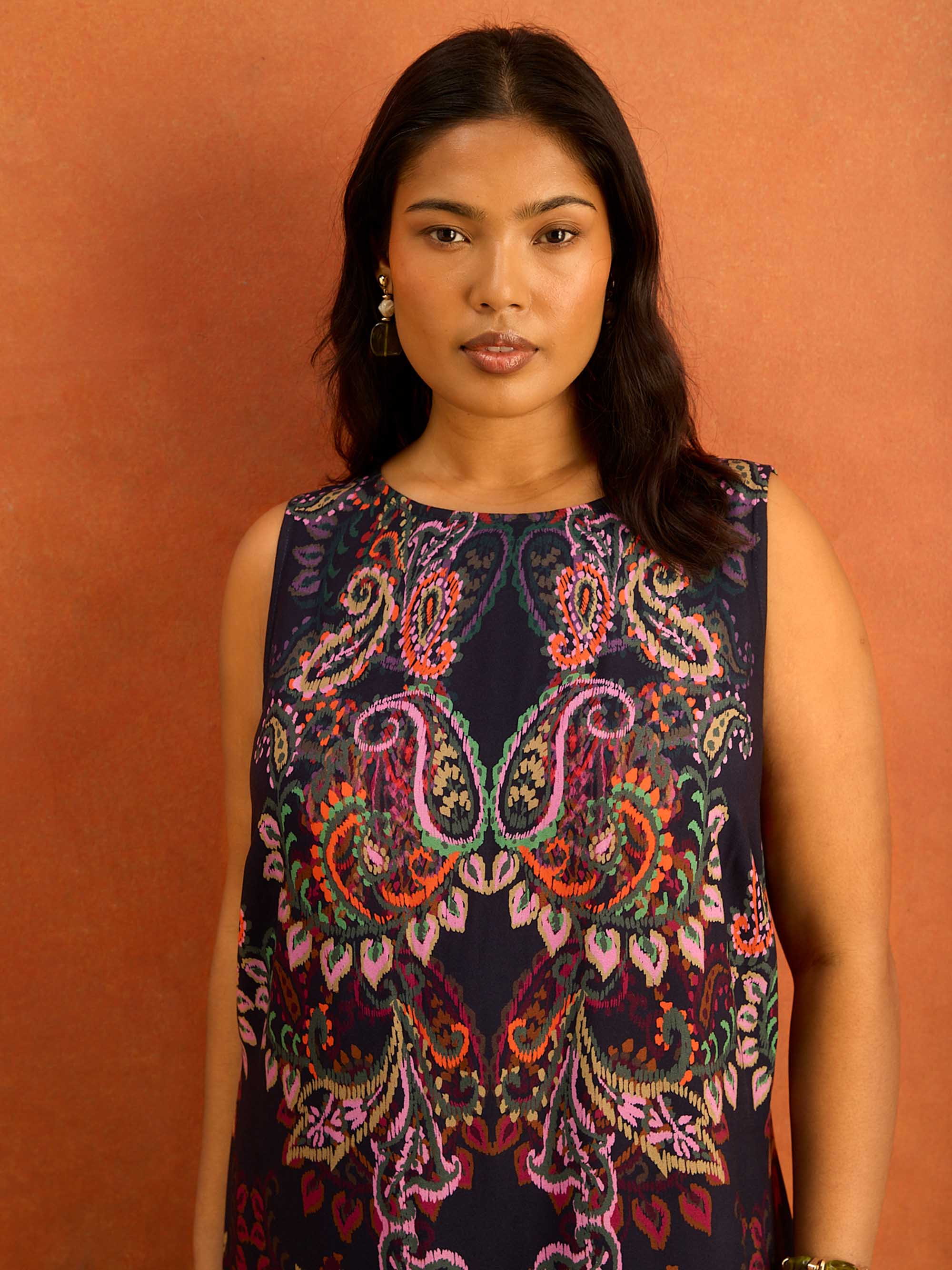 Navy Paisley Print Maxi Dress - Image 4