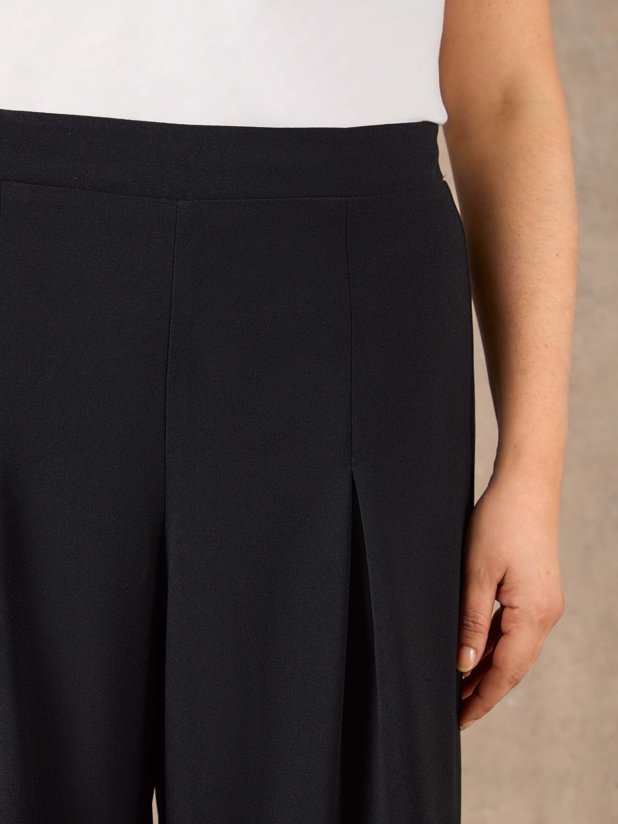 Black Pleat Front Straight Leg Tailored Trouser - Image 4