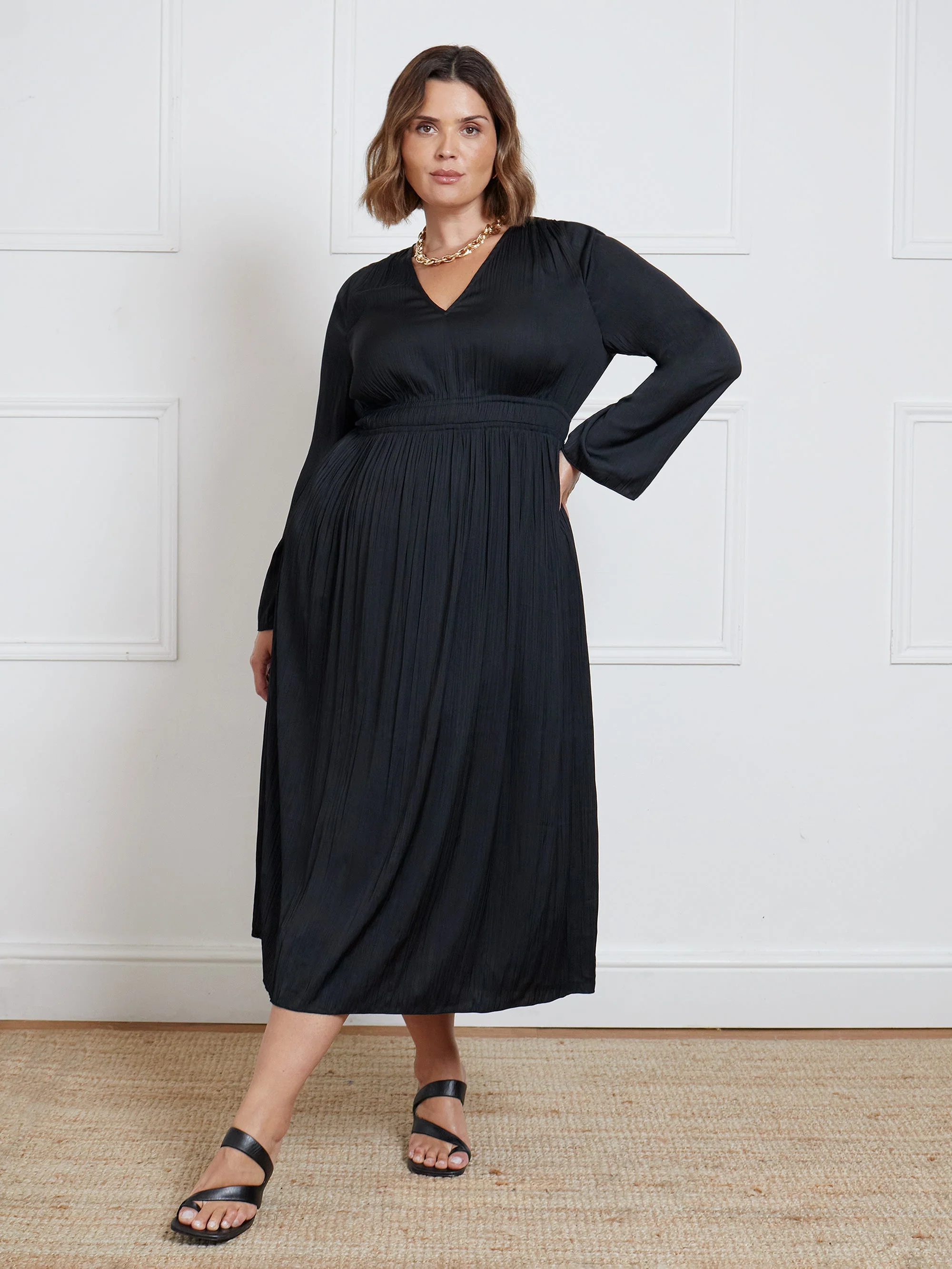 Black Pleated Midi Dress - Image 4