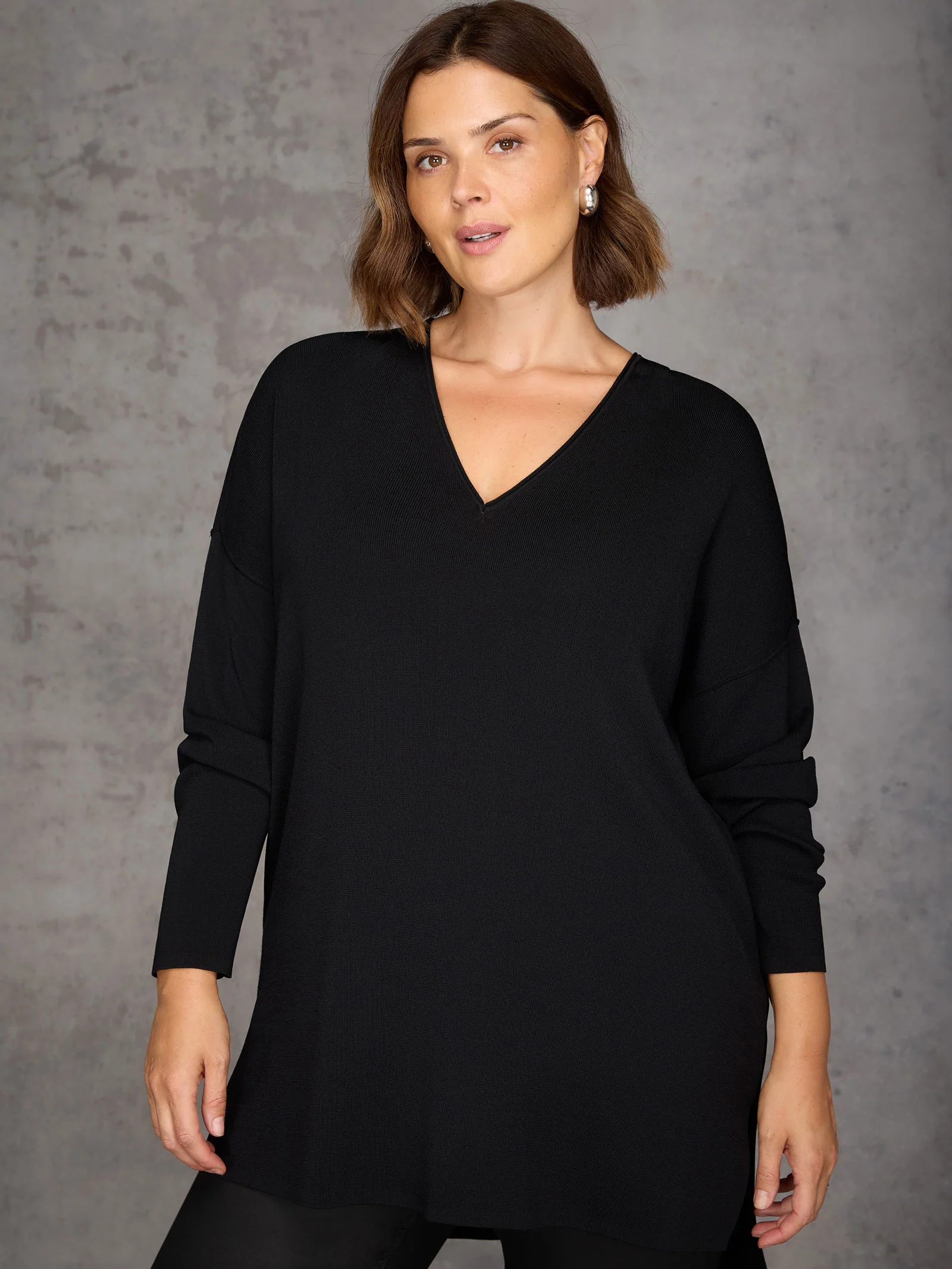Black Ribbed Detail V Neck Knit Tunic - Image 2