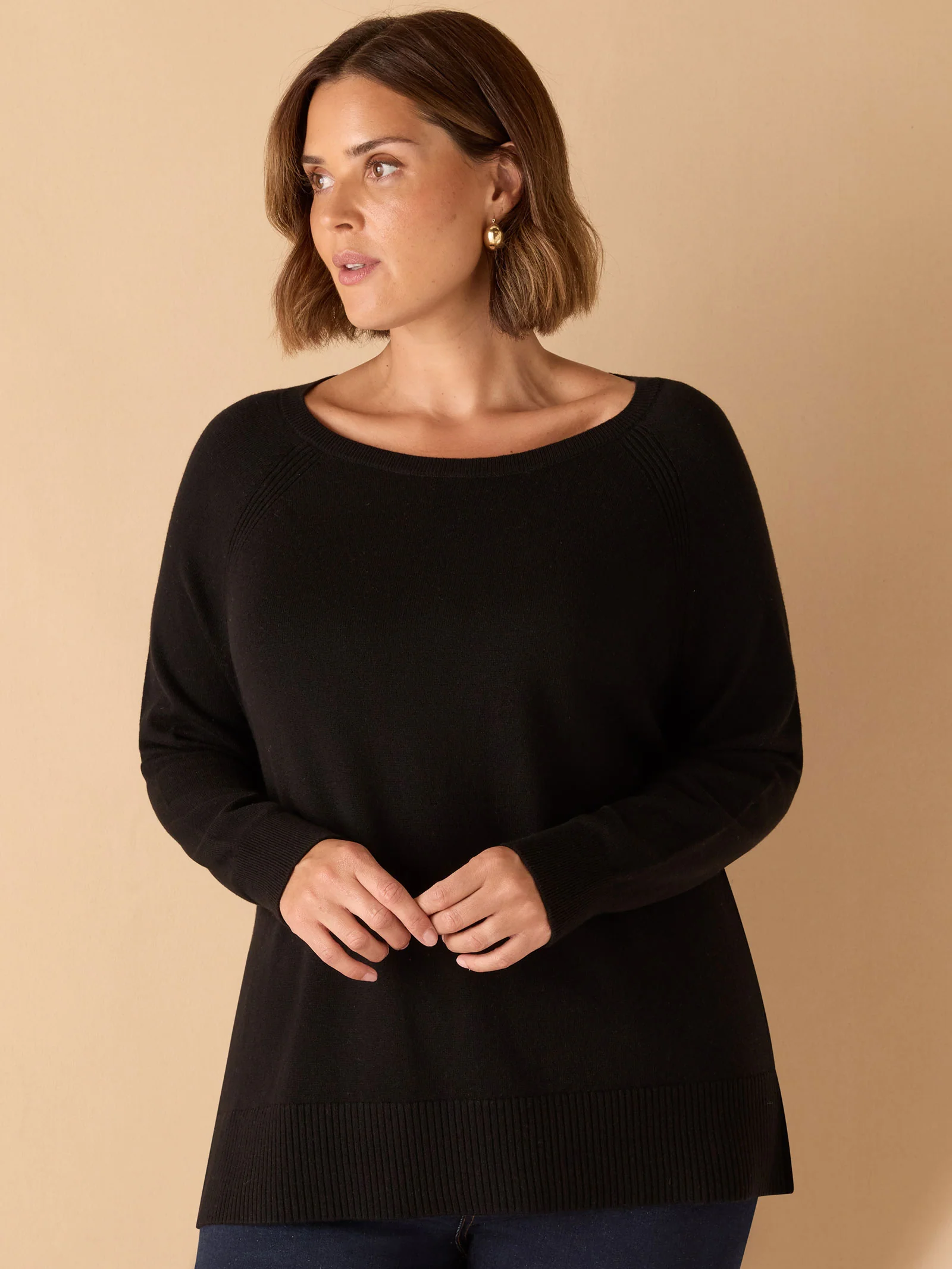 Black Round Neck Jumper - Image 3