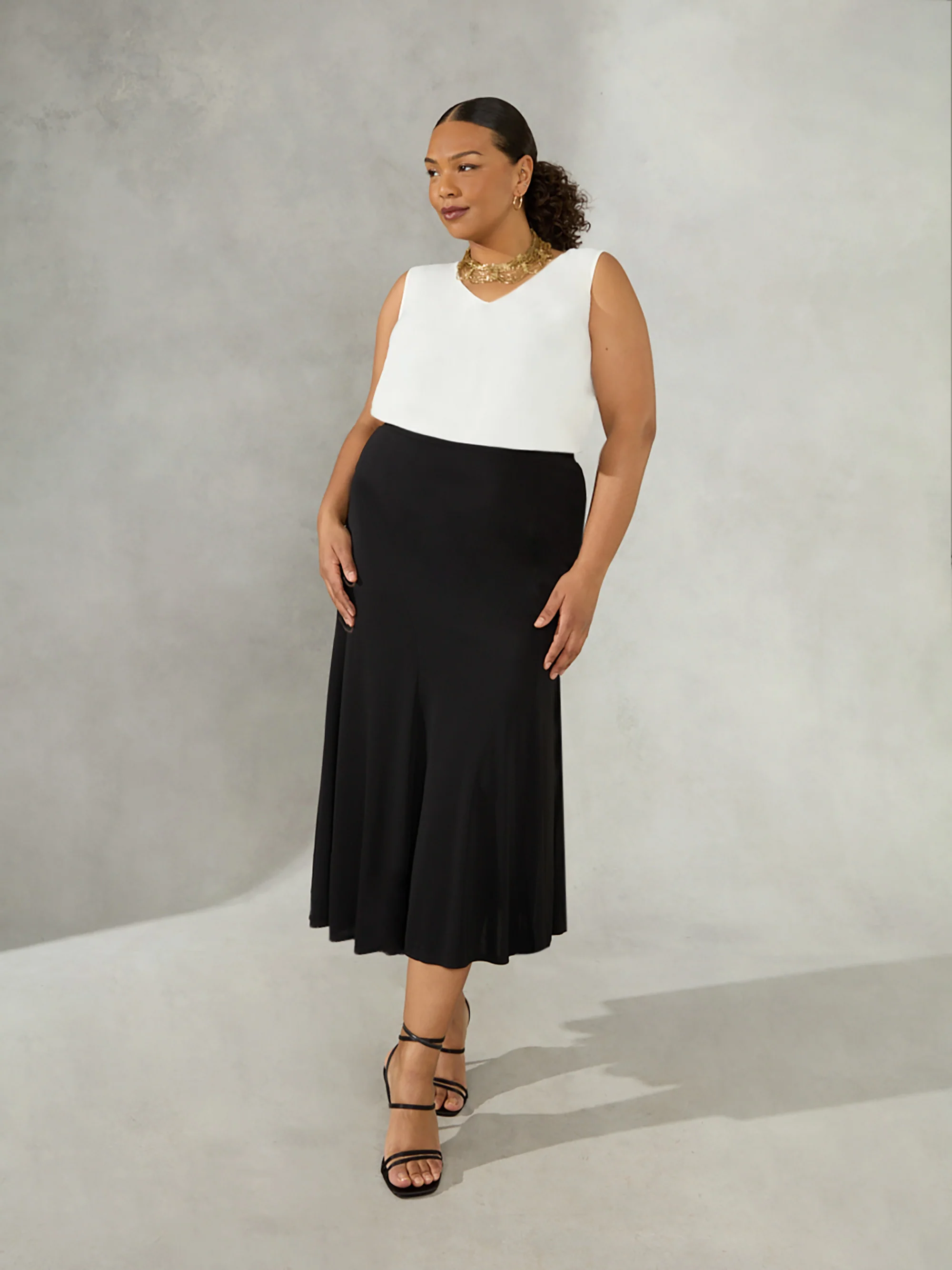 Black Seam Detail Midi Skirt