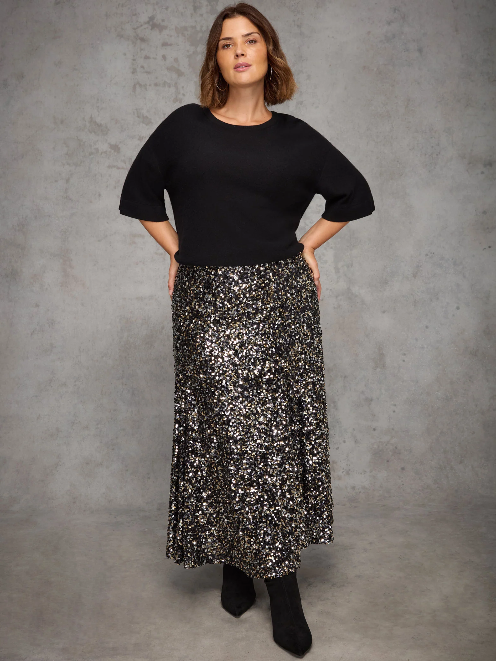 Black Sequin Flared Midaxi Skirt - Image 2