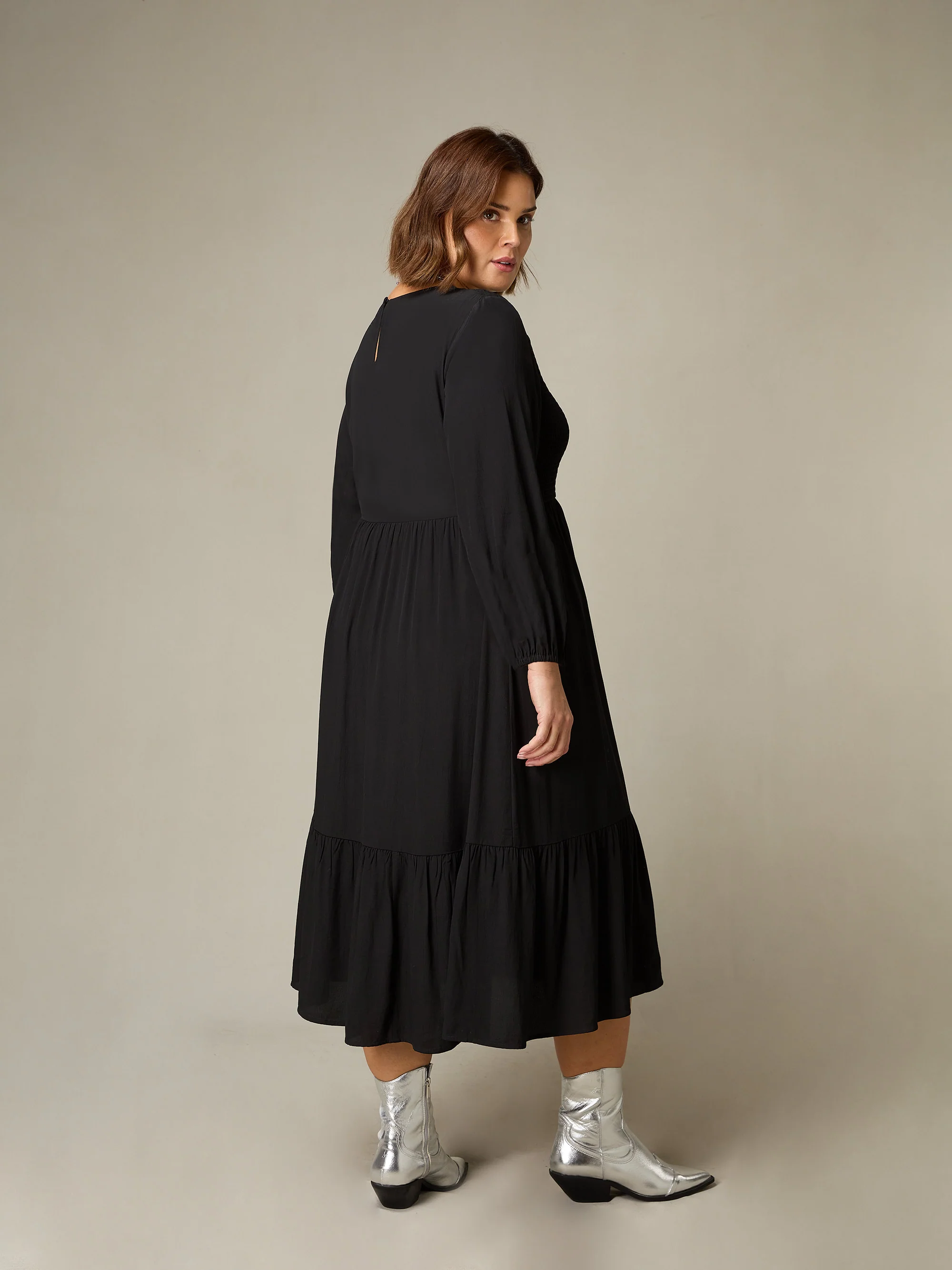 Black Shirred Front Midi Dress - Image 5