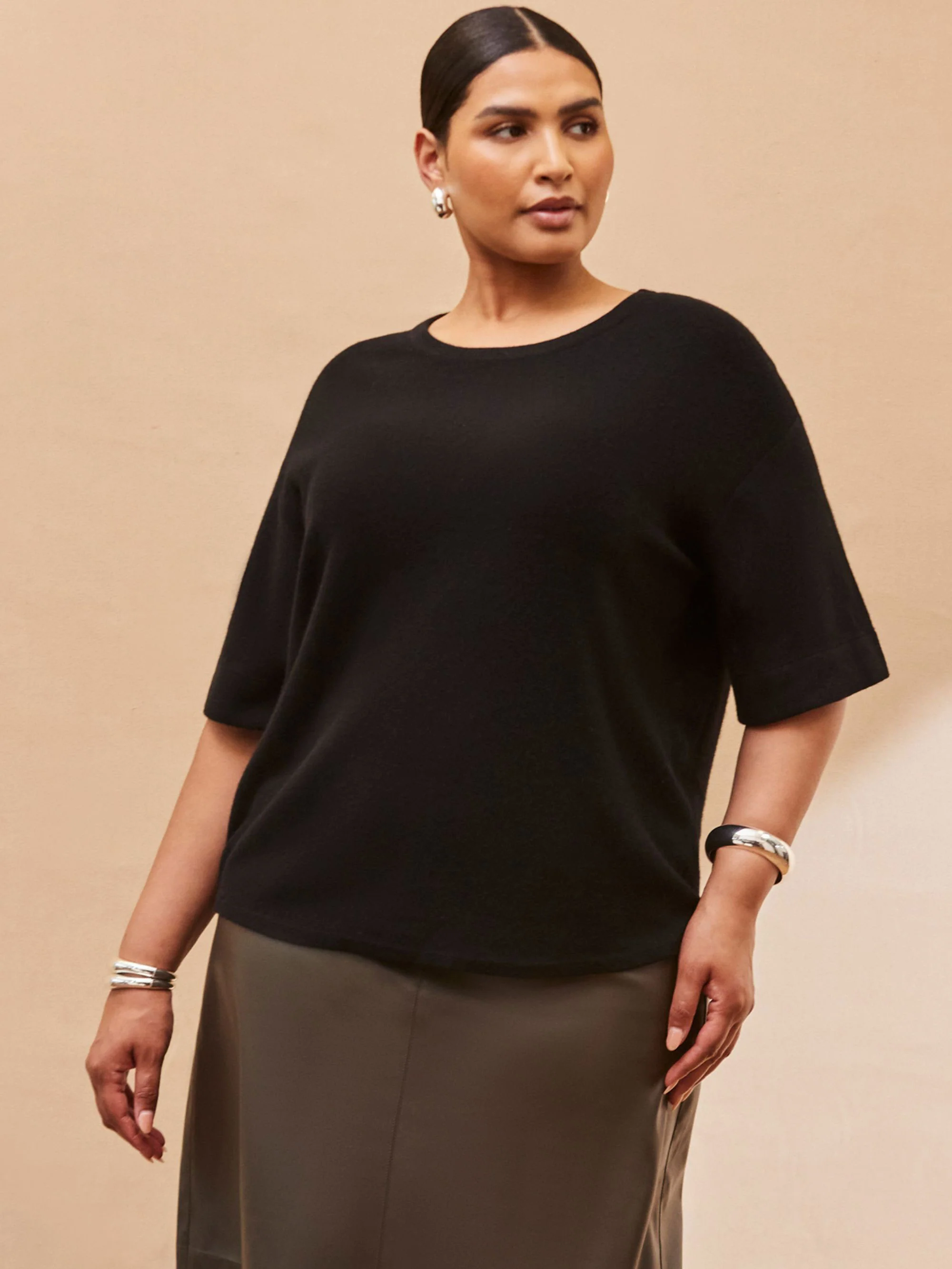 Black Short Sleeve Knit Jumper - Image 2