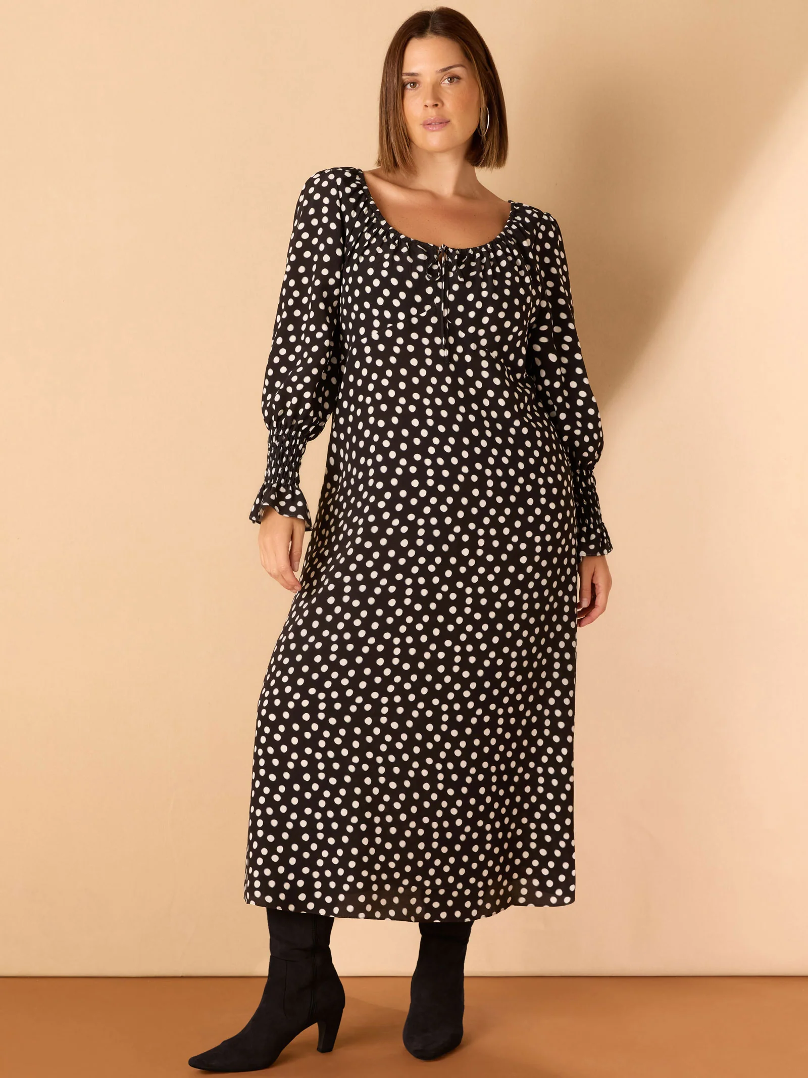 Black Spot Scoop Neck Shirred Sleeve Dress - Image 4
