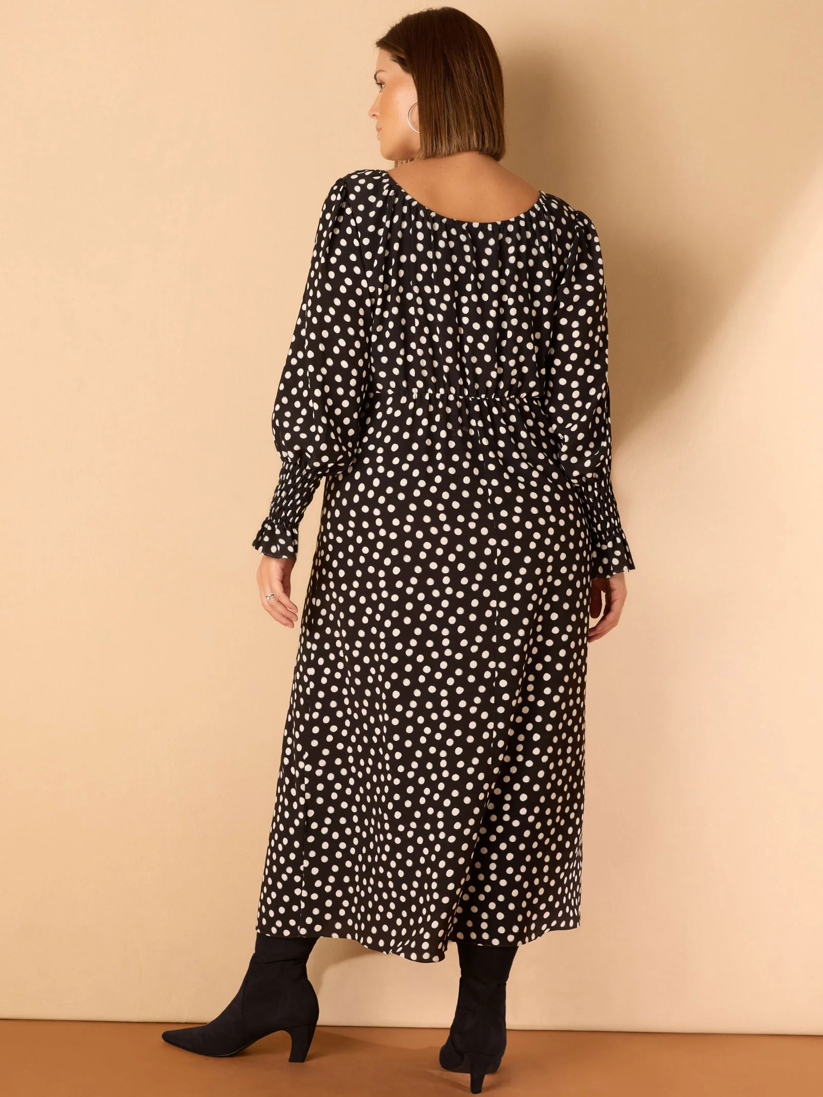 Black Spot Scoop Neck Shirred Sleeve Dress - Image 5