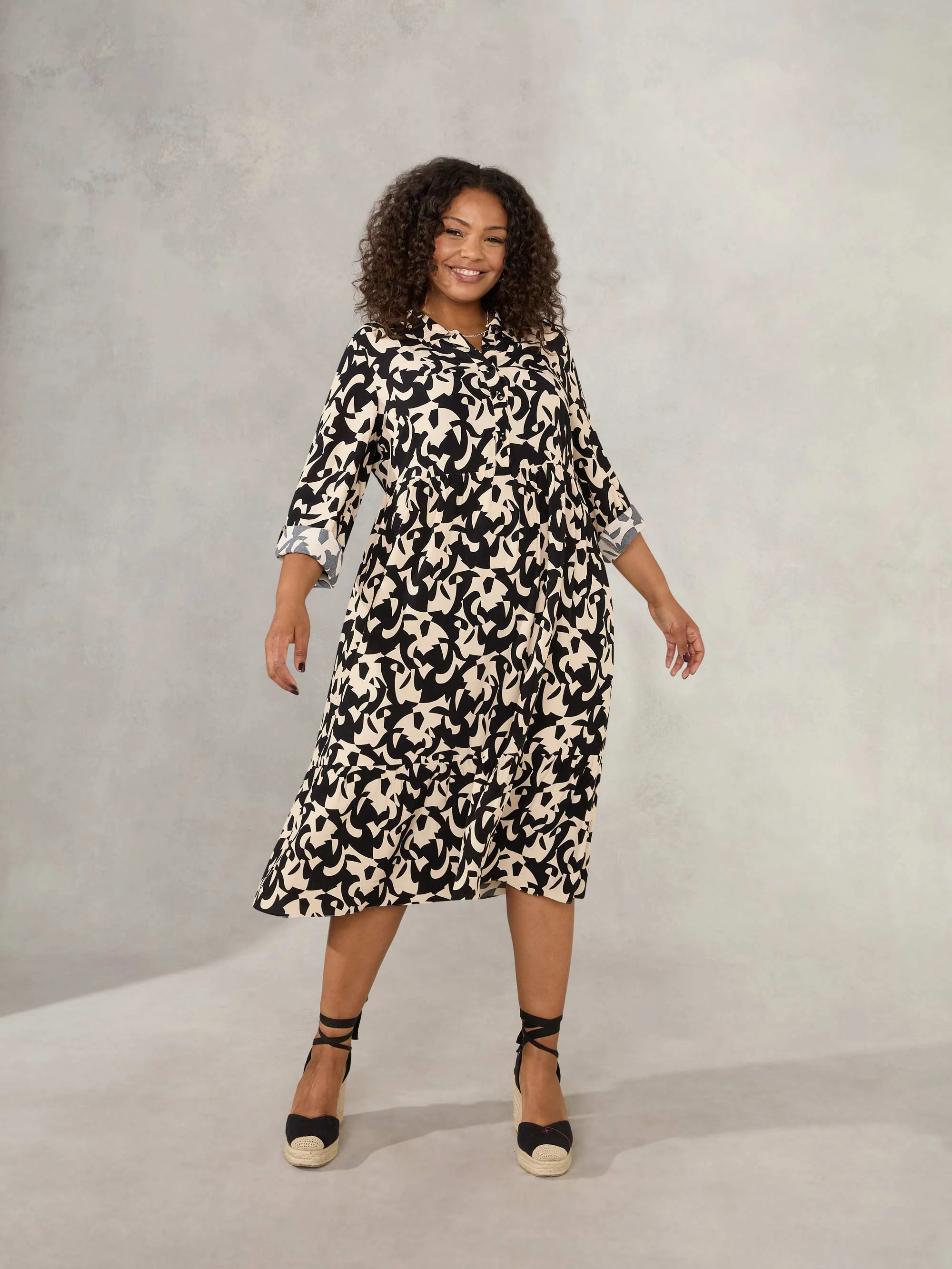 Black & Stone Tiered Midi Dress - Image 2