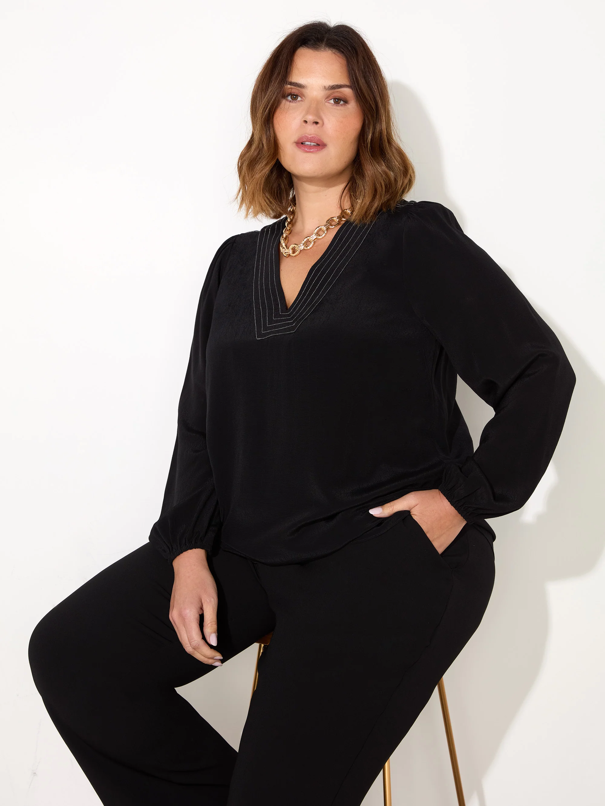 Black V-Neck Contrast Stitch Blouse - Image 2