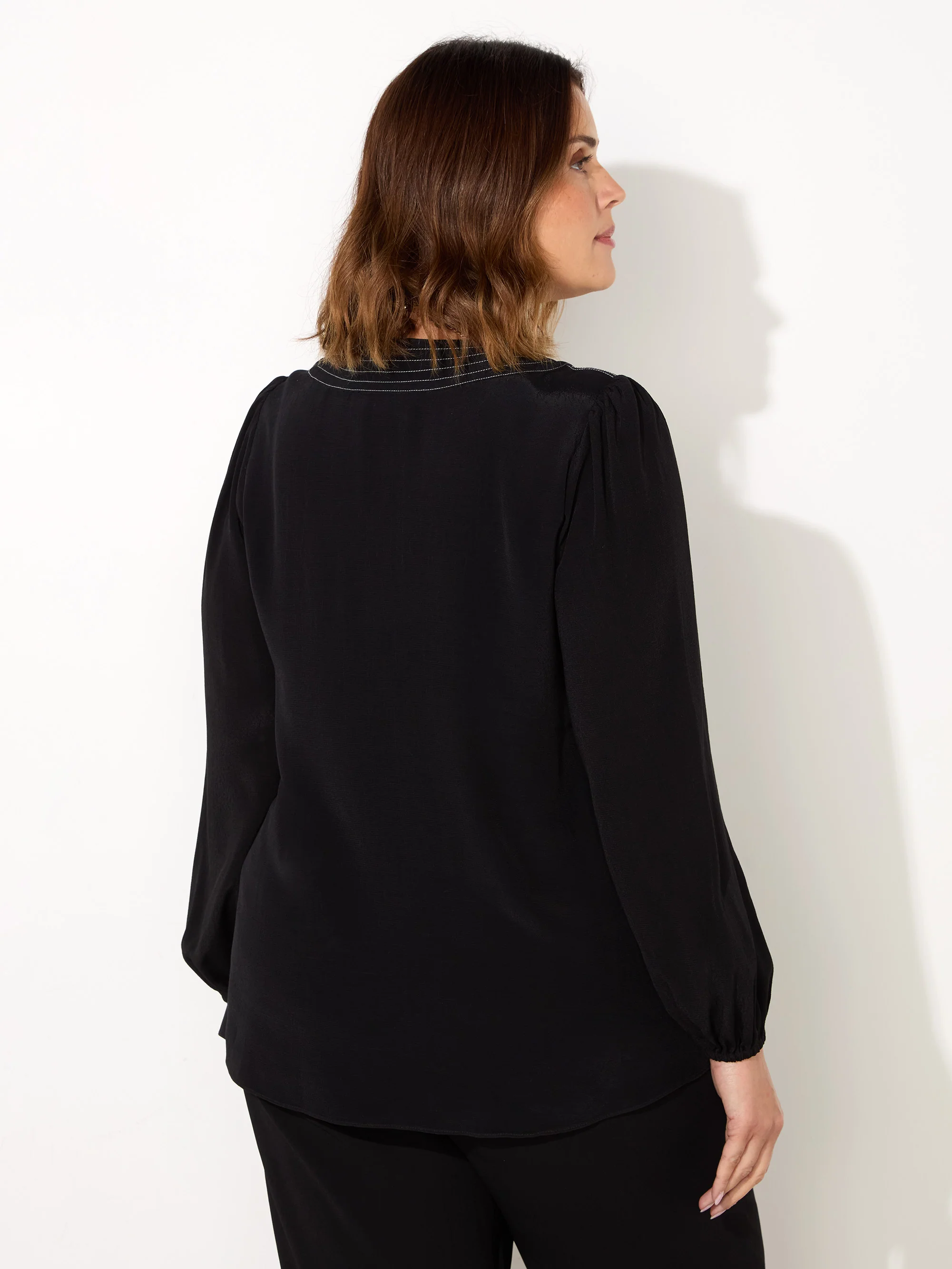 Black V-Neck Contrast Stitch Blouse - Image 4