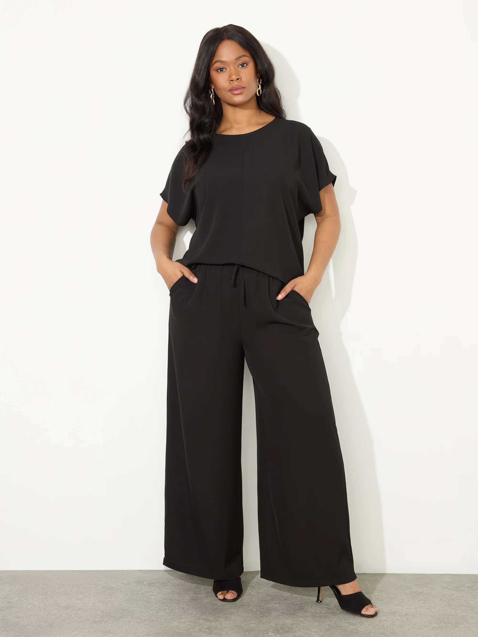 Black Wide Leg Trouser - Image 2