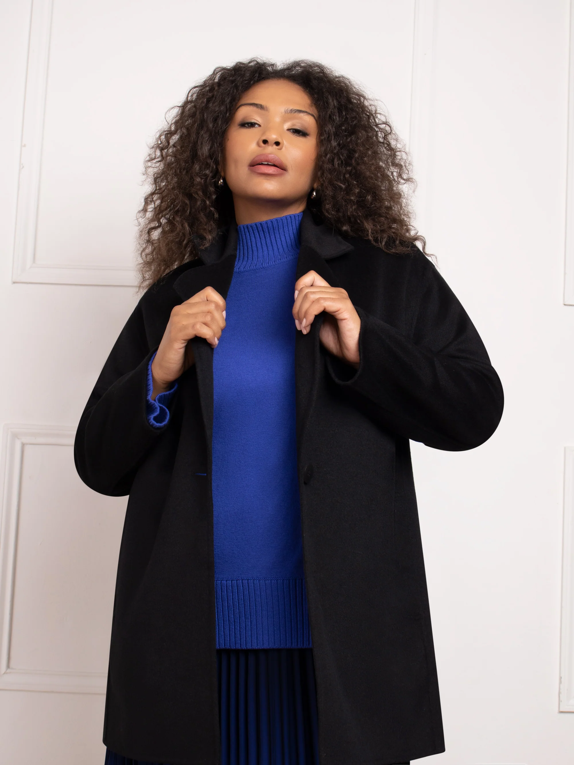 Black Wool Blend Short Tailored Coat - Image 4