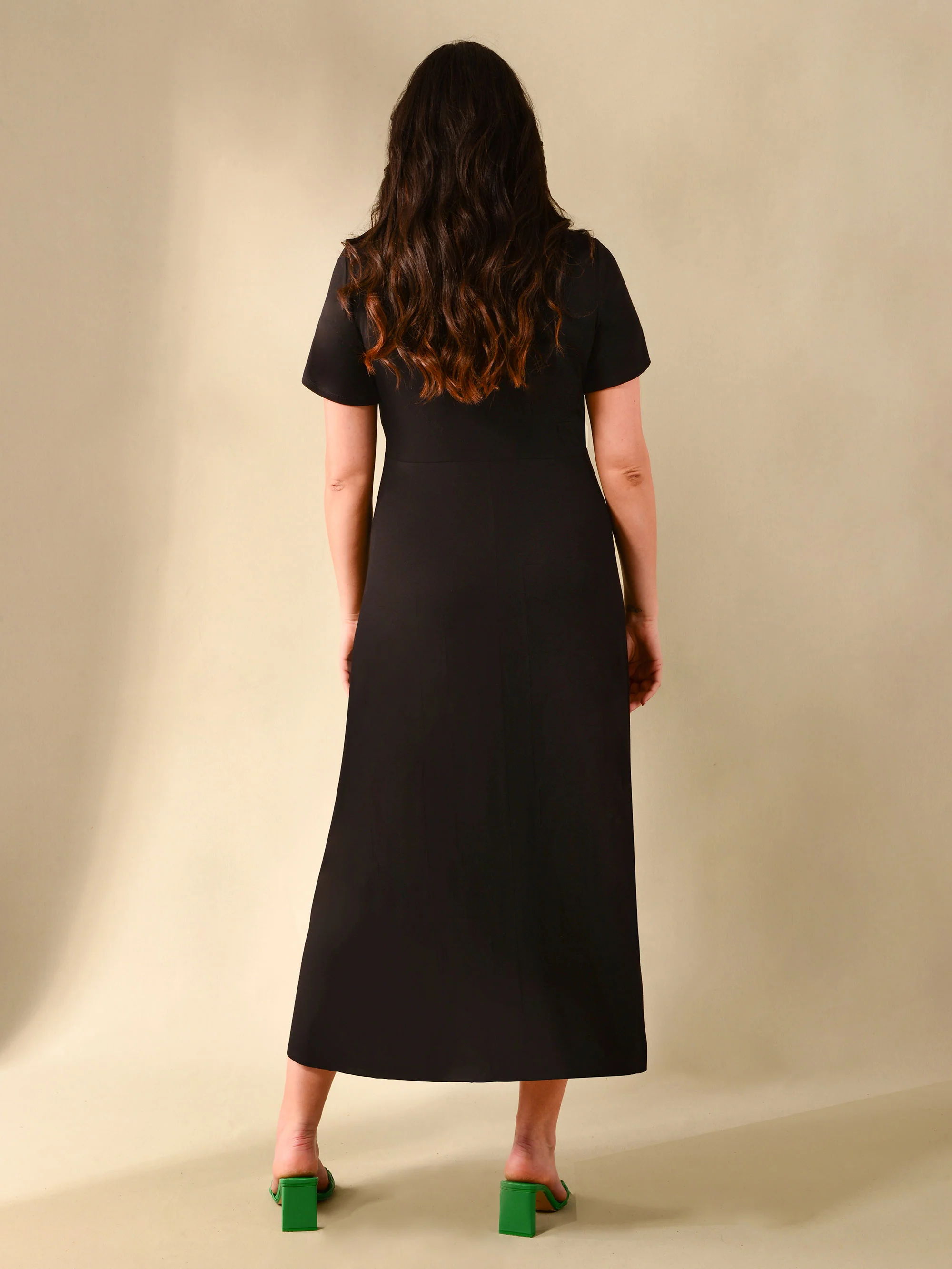 Black Wrap Short Sleeved Midi Dress - Image 3