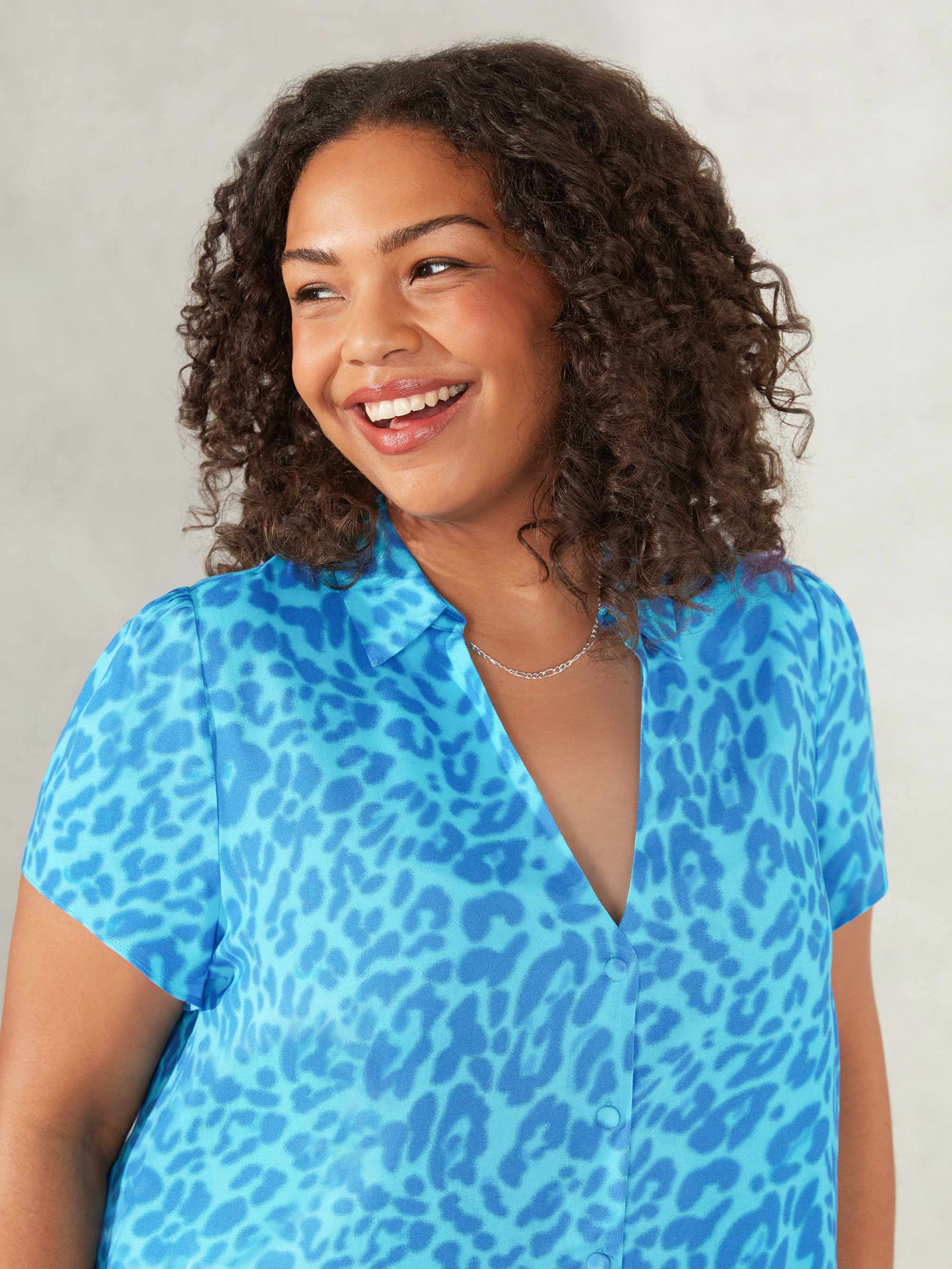 Blue Animal Print Short Sleeve Shirt - Image 3