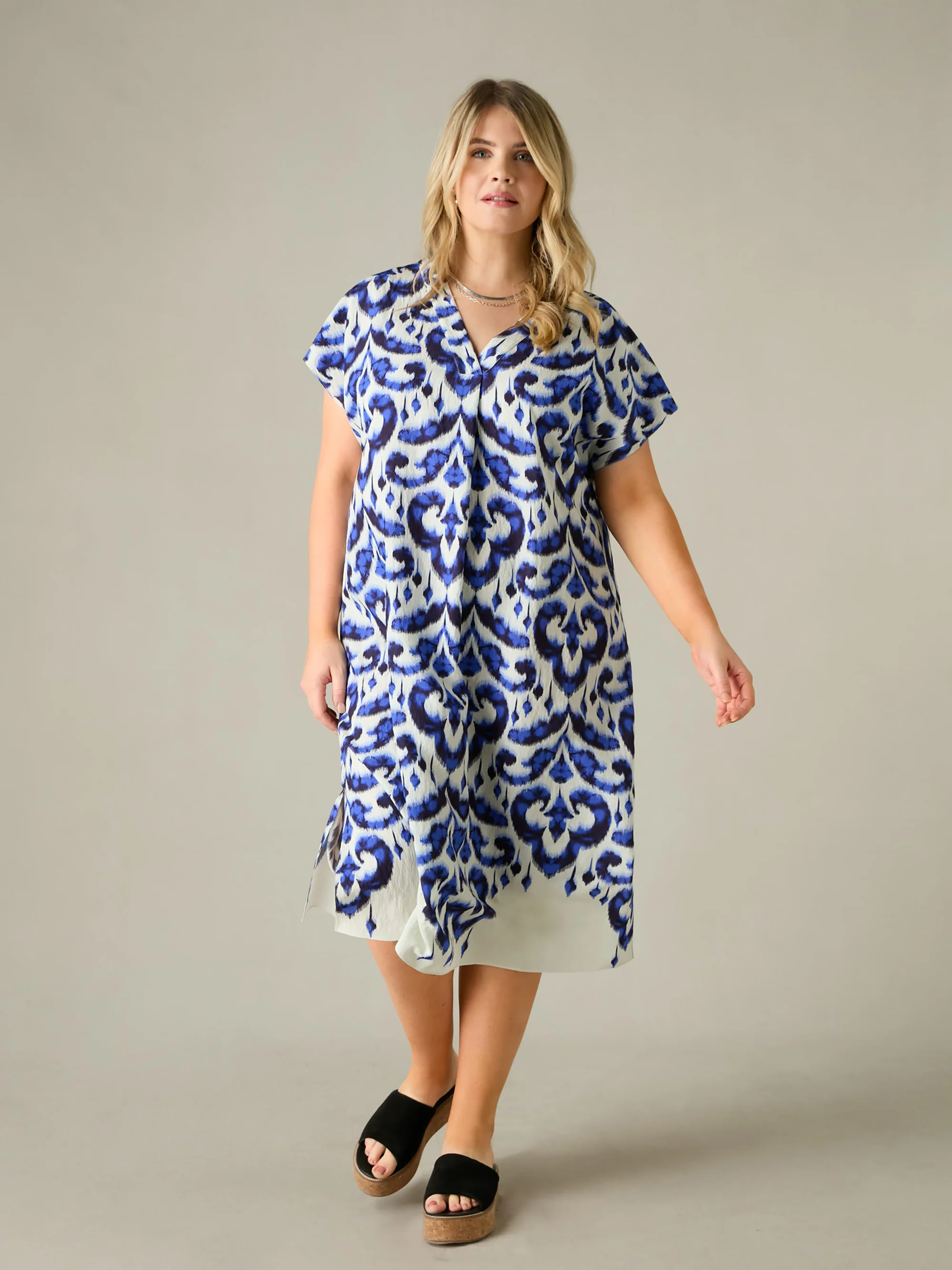 Blue Aztec Print Relaxed Midi Dress - Image 4