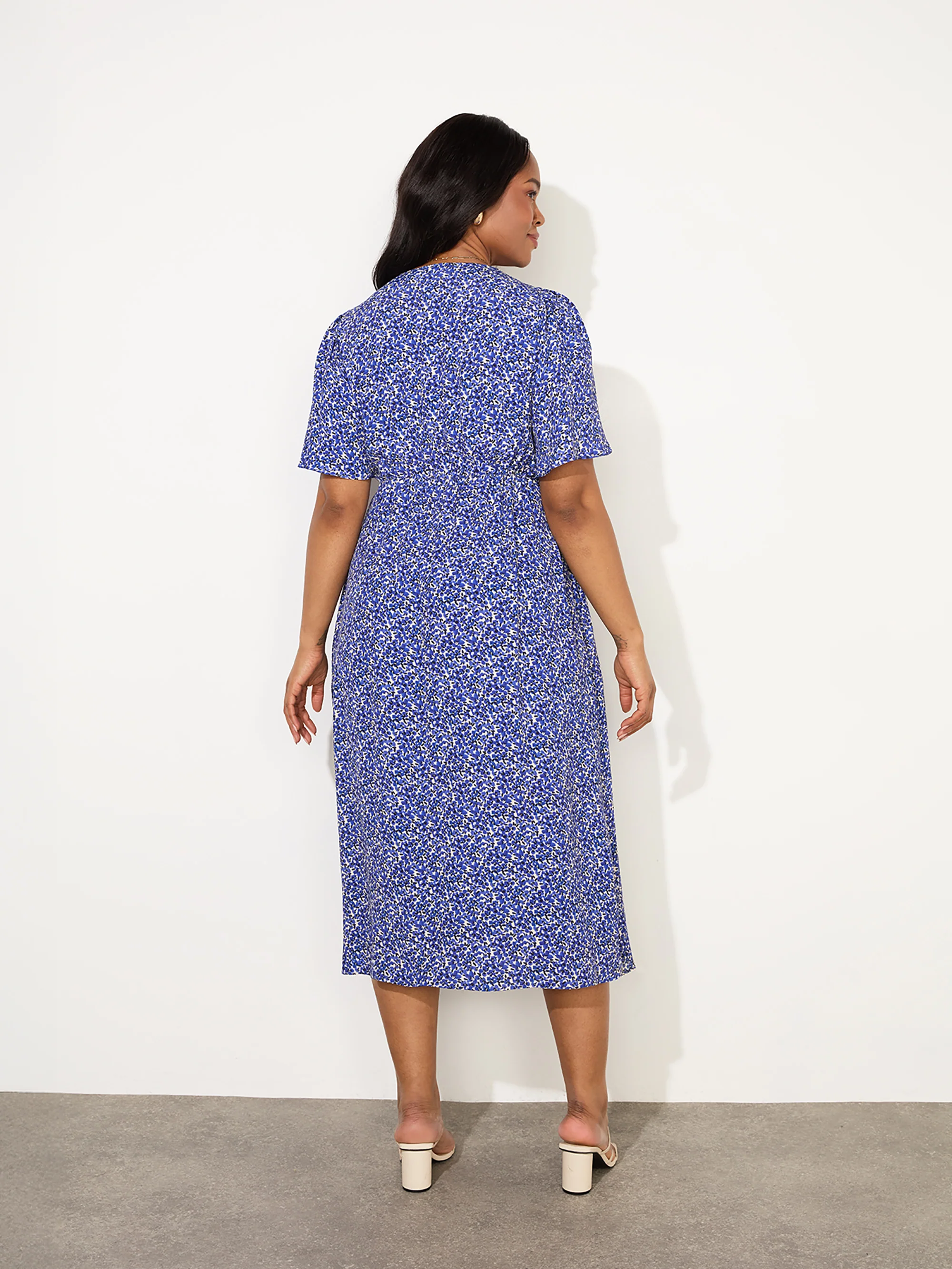 Blue Ditsy Angel Sleeve Midi Dress - Image 7