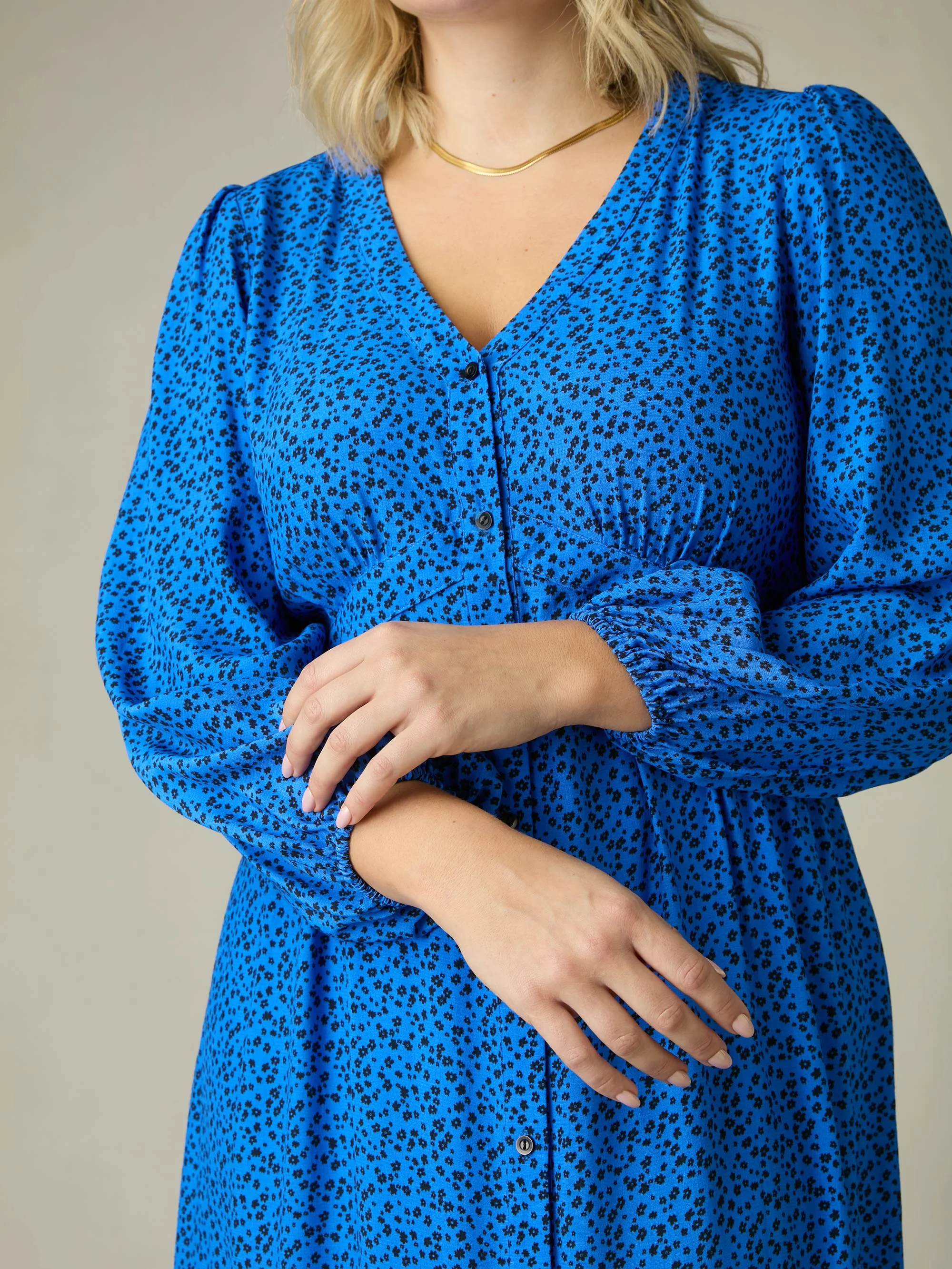 Blue Ditsy Button Front Midaxi Dress - Image 10