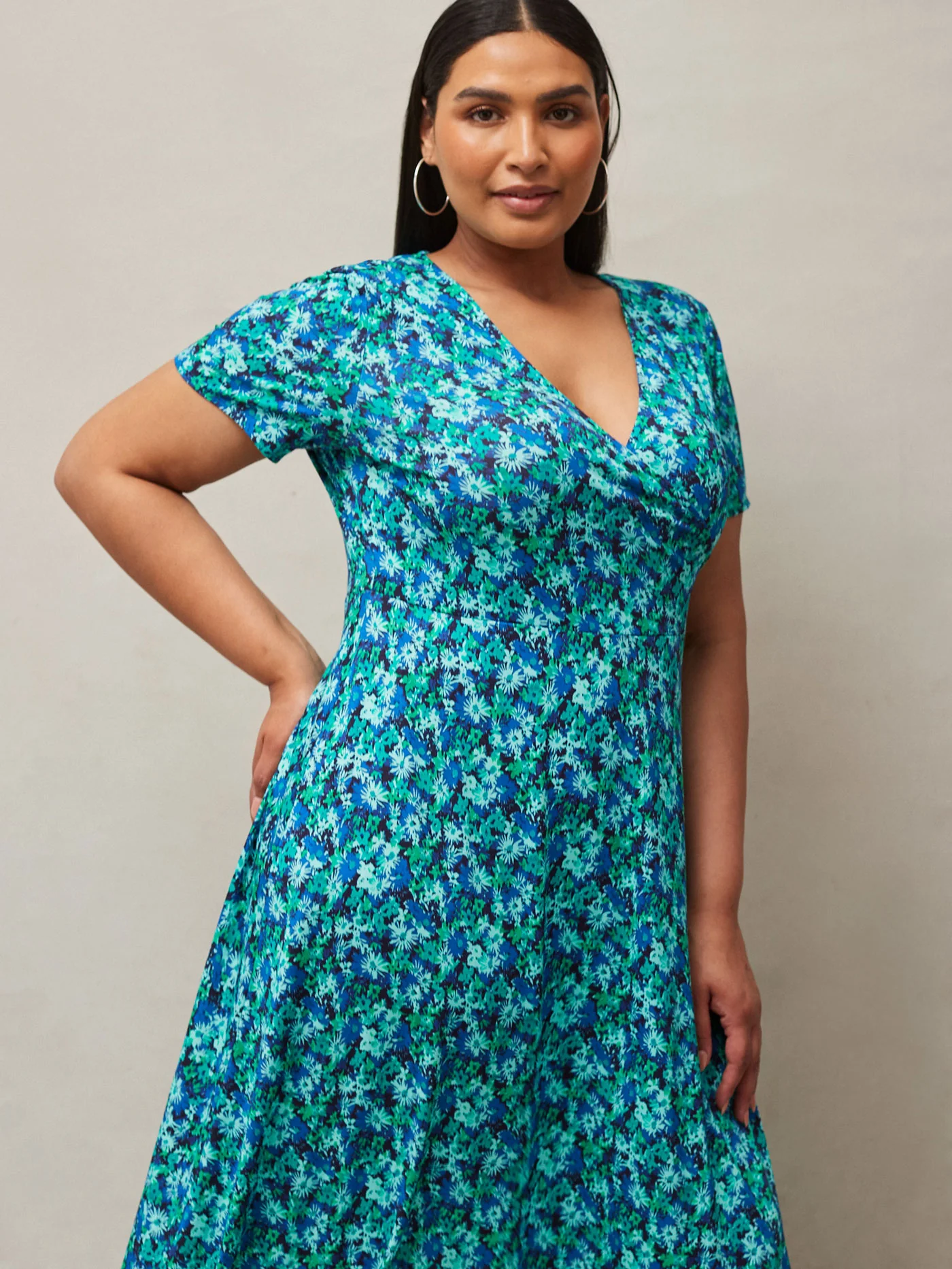 Blue Ditsy Print Wrap Midaxi Dress - Image 4