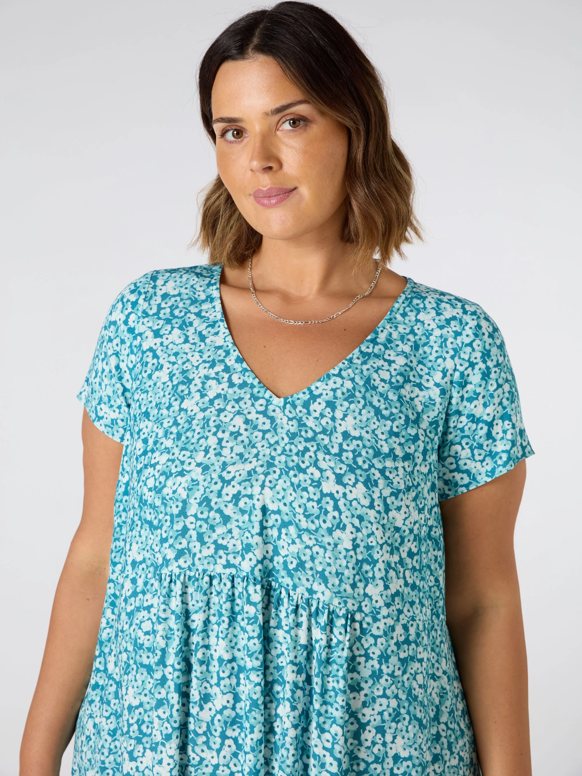 Blue Ditsy Short Sleeve Midi Dress - Image 2